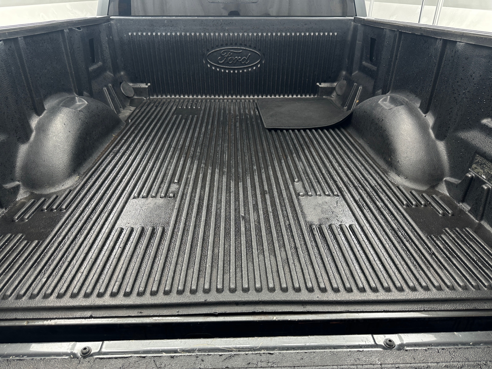 Thumbnail: 2019 Ford Econoline - 7