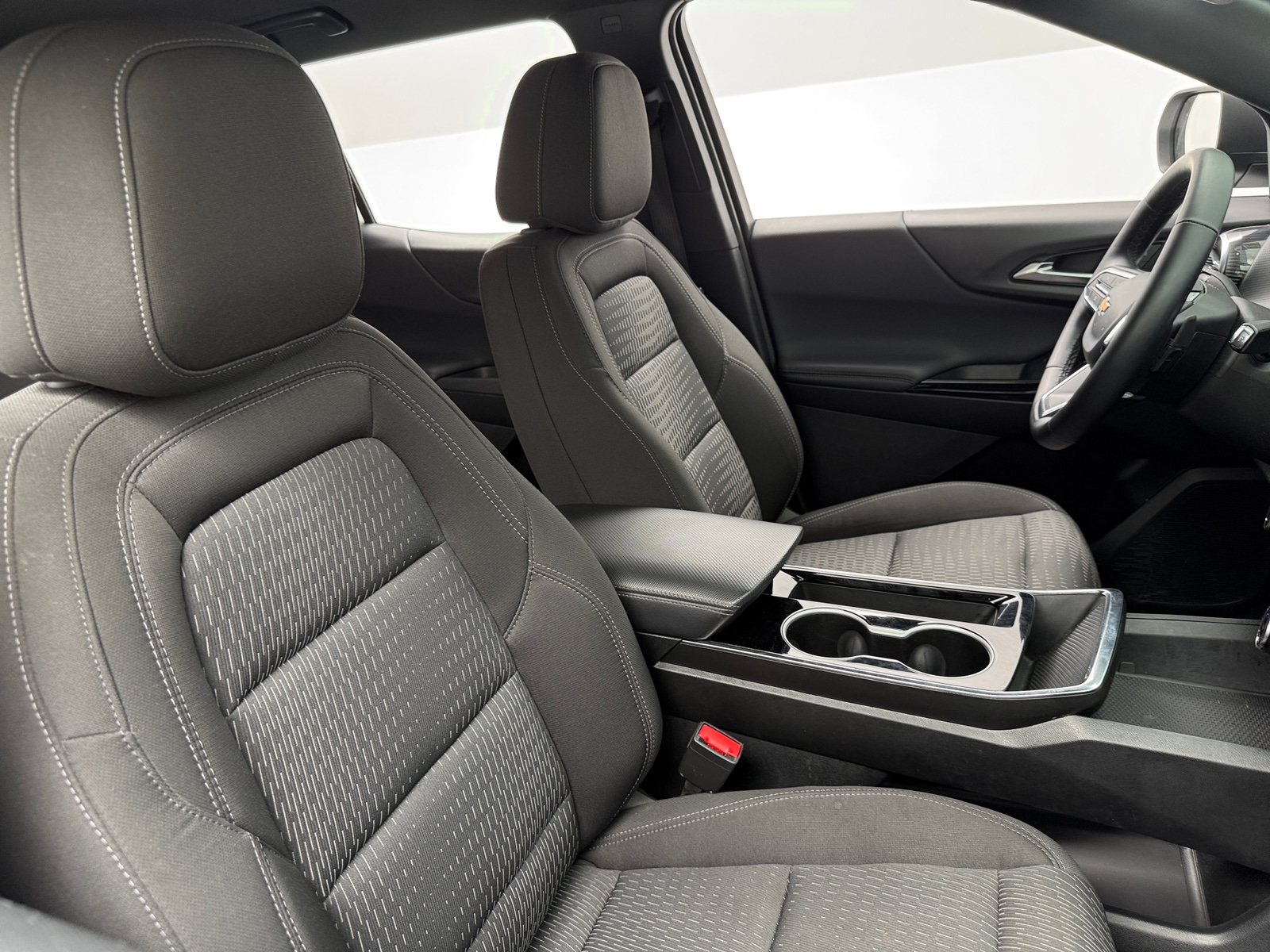 Thumbnail: 2025 Chevrolet Equinox - 2