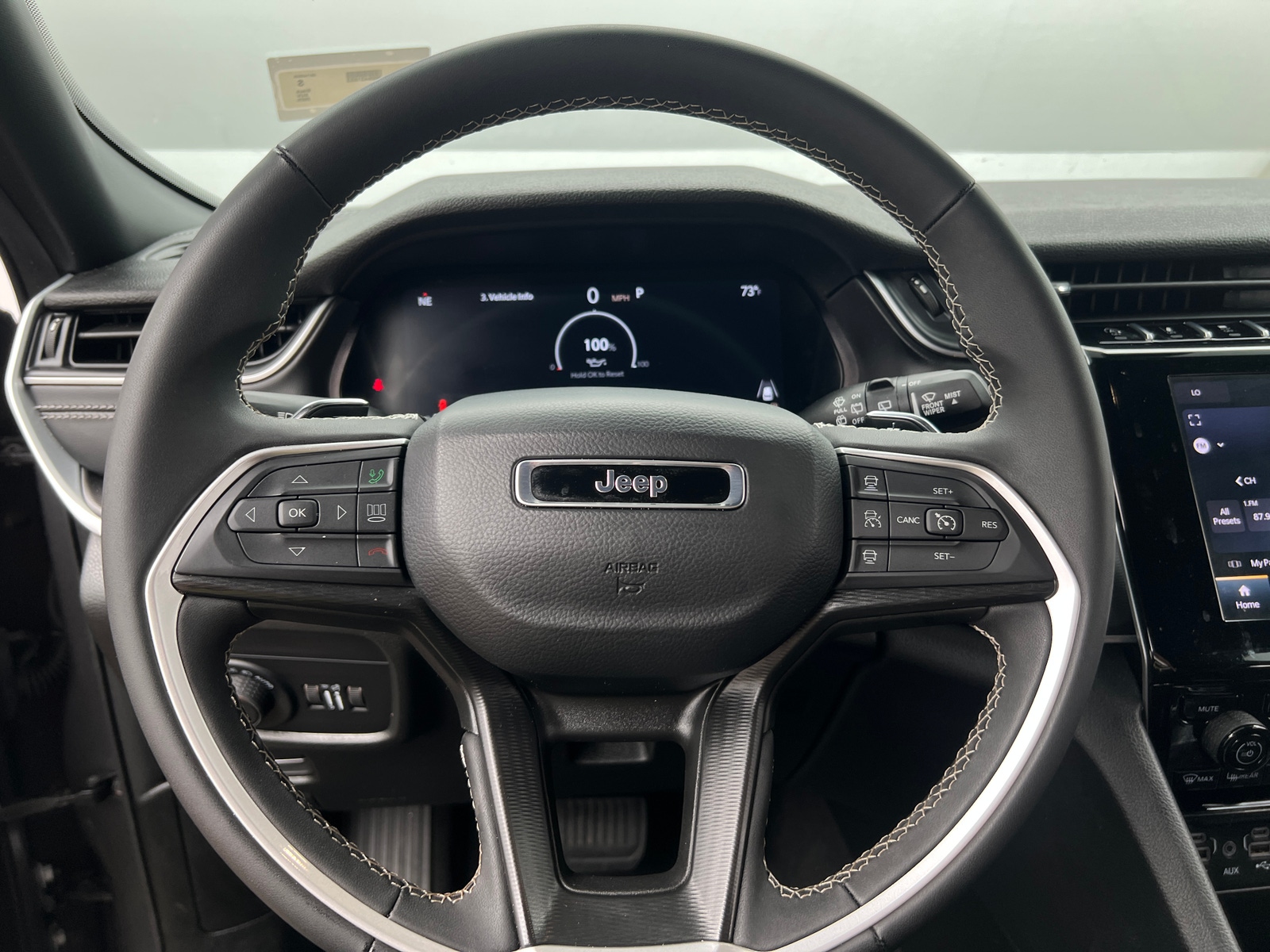 Thumbnail: 2025 Jeep Grand Cherokee - 5