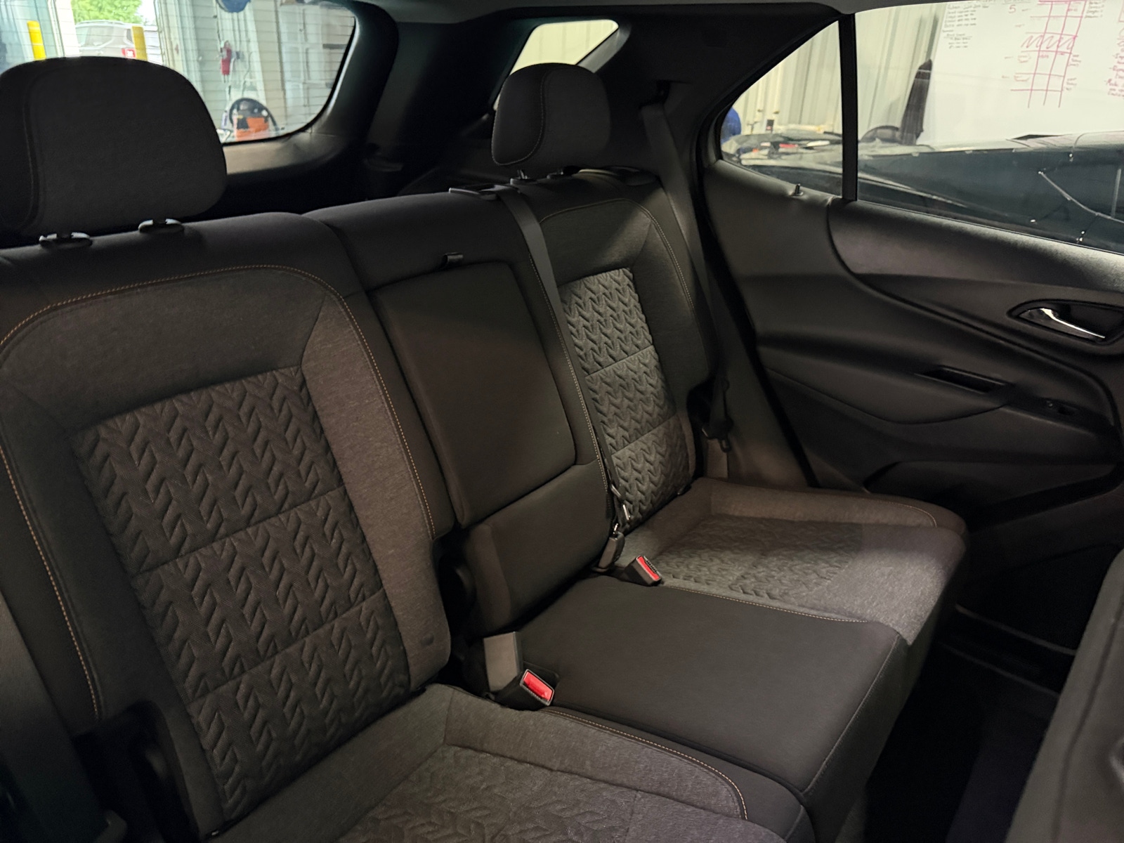Thumbnail: 2022 Chevrolet Equinox - 6