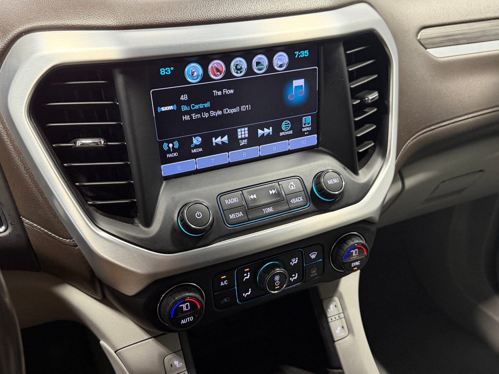 Thumbnail: 2019 GMC Acadia - 3