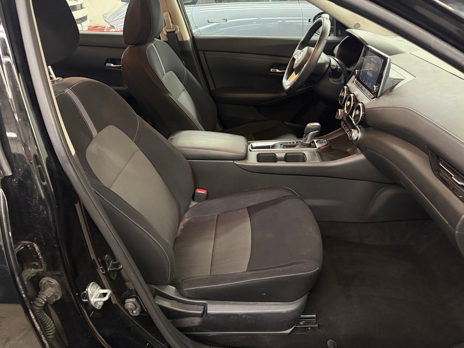 Thumbnail: 2020 Nissan Sentra - 2