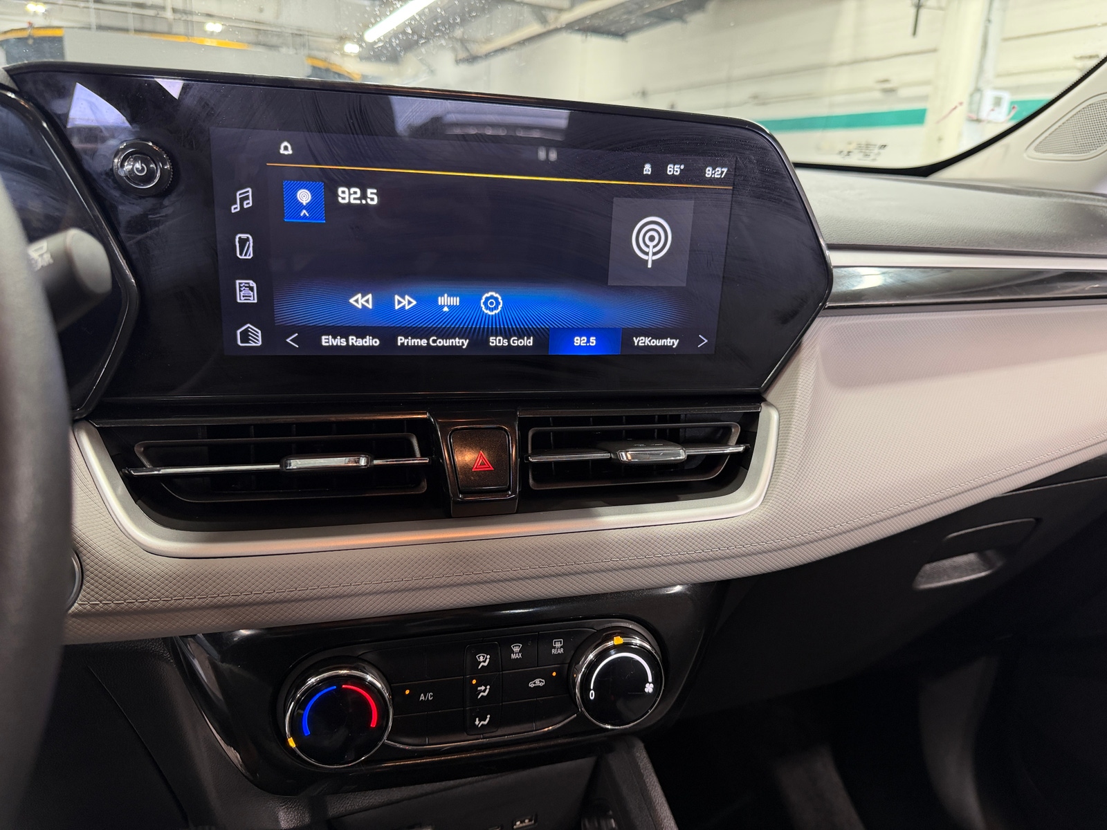 Thumbnail: 2024 Chevrolet TrailBlazer - 4