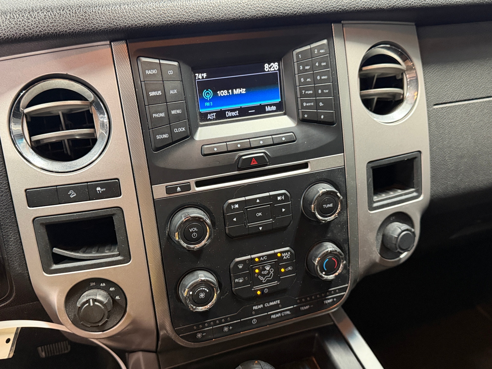 Thumbnail: 2017 Ford Expedition - 4