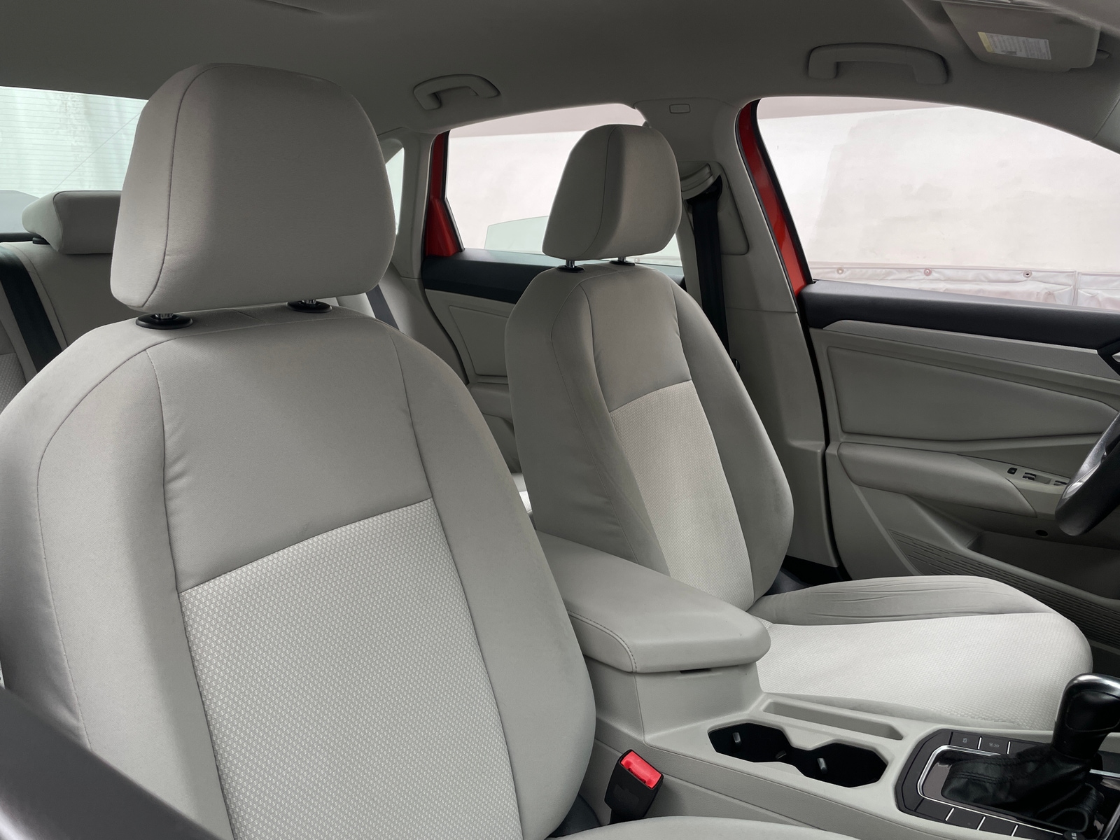 Thumbnail: 2019 Volkswagen Jetta - 2