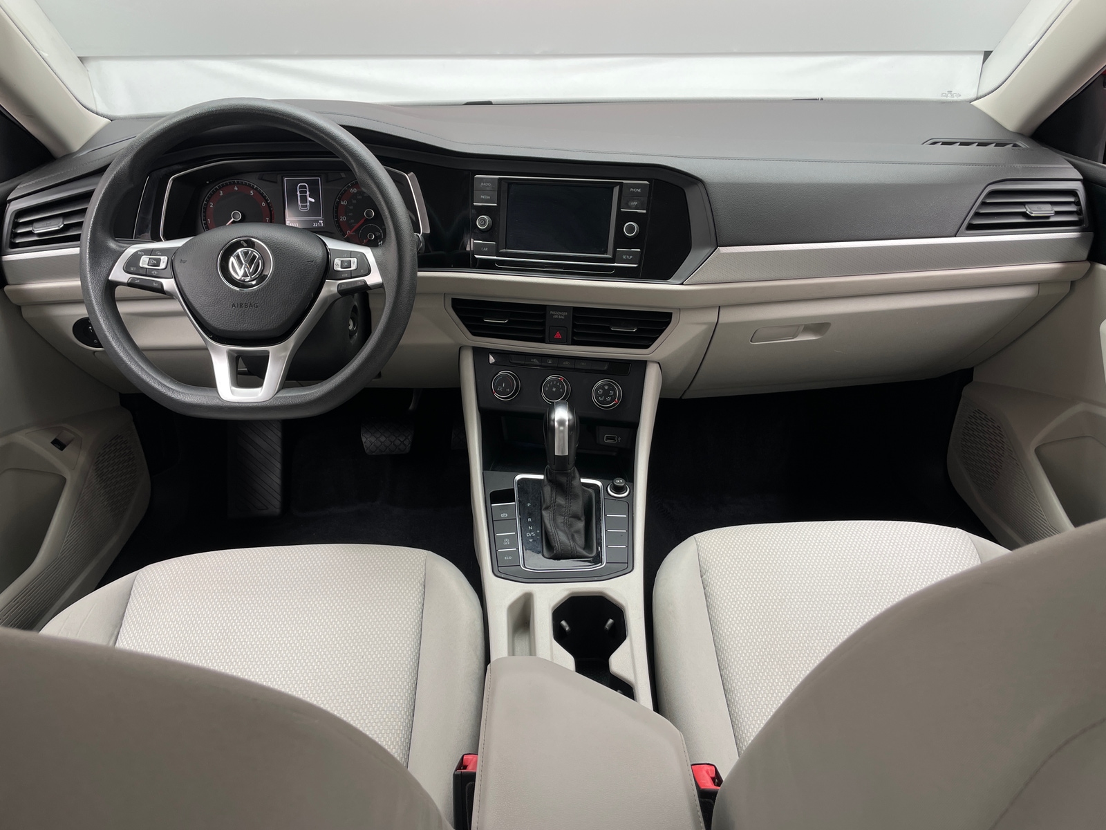 Thumbnail: 2019 Volkswagen Jetta - 3
