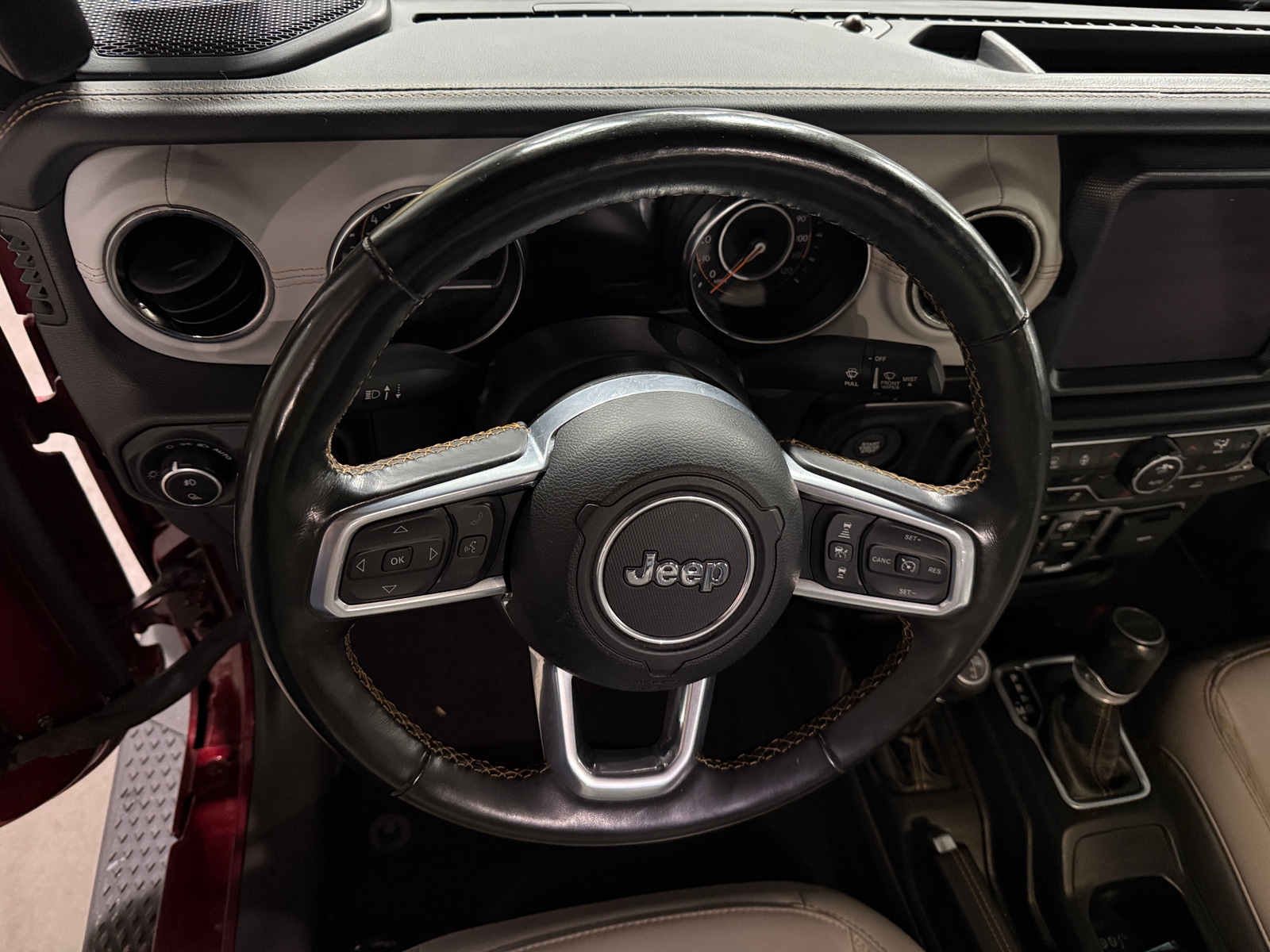 Thumbnail: 2021 Jeep Gladiator - 4