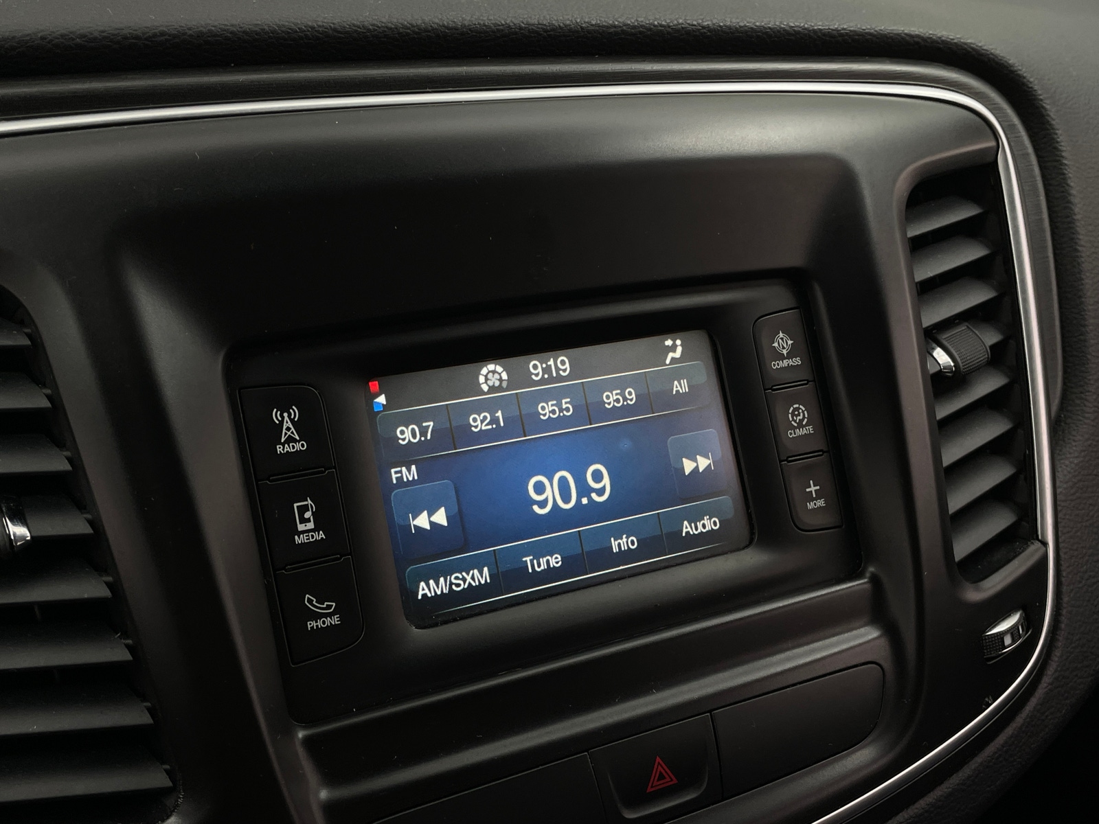 Thumbnail: 2015 Chrysler 200 - 4