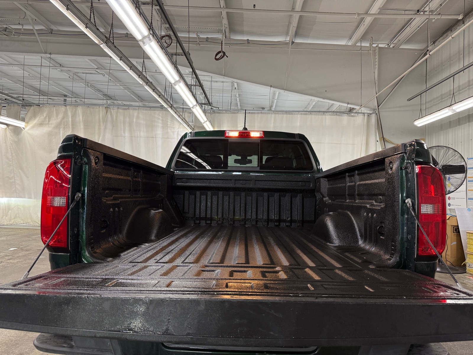 Thumbnail: 2016 Chevrolet Colorado - 6
