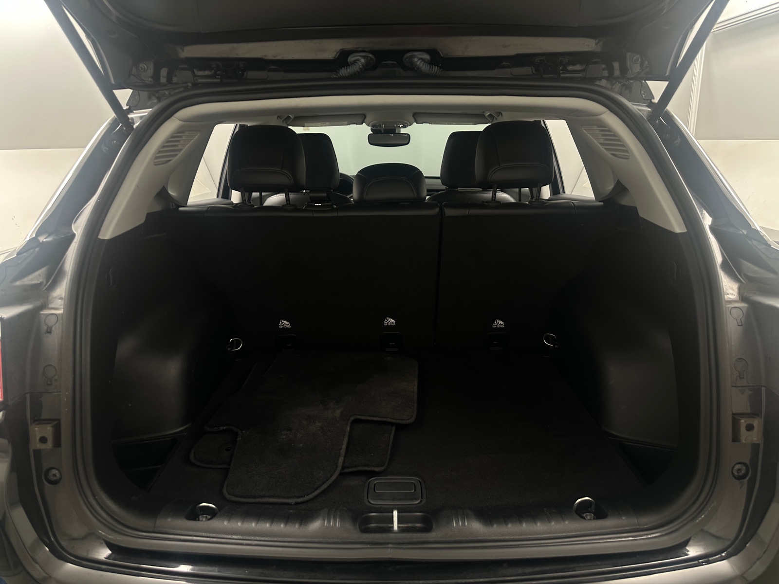 Thumbnail: 2022 Jeep Compass - 6