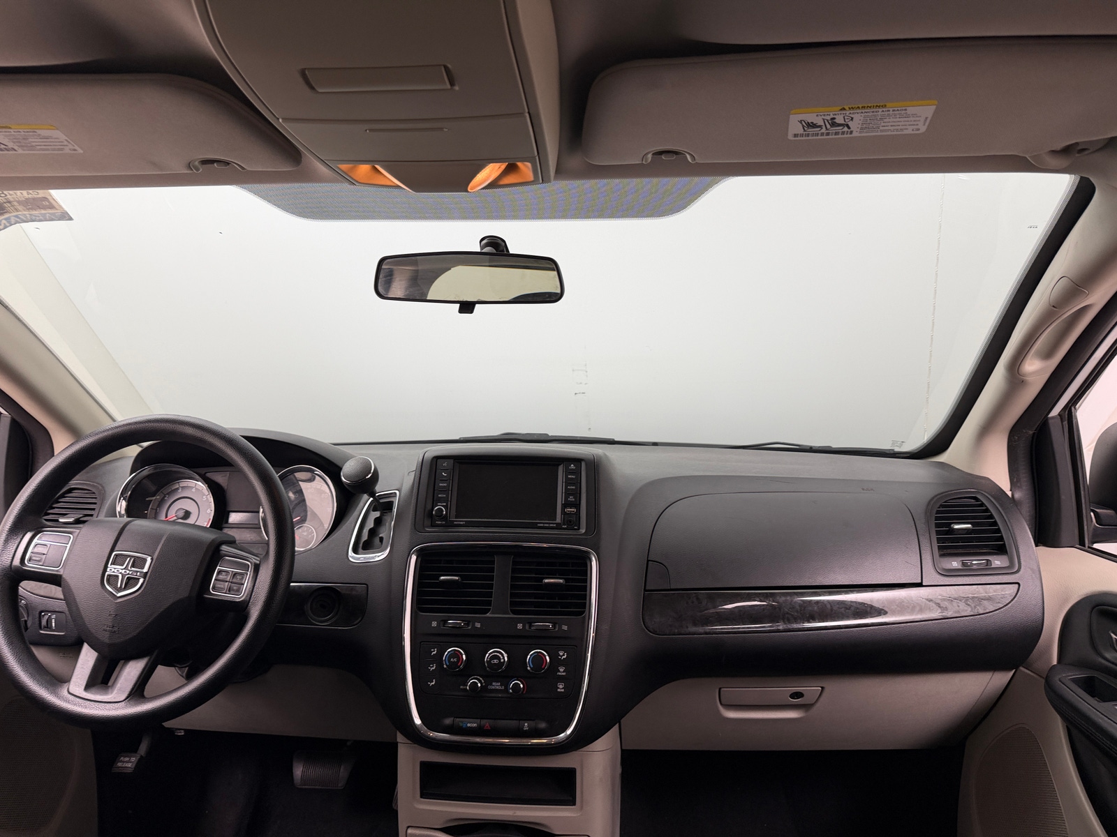 Thumbnail: 2017 Dodge Grand Caravan - 3