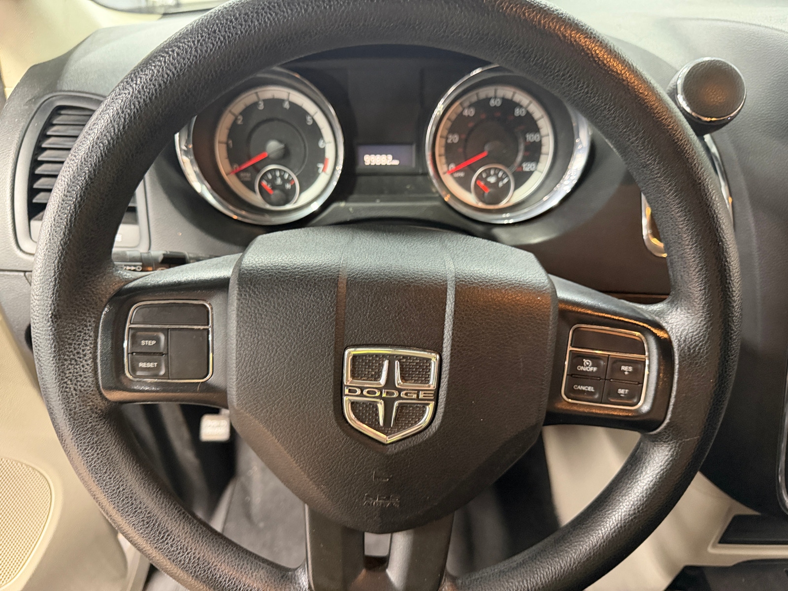 Thumbnail: 2017 Dodge Grand Caravan - 5