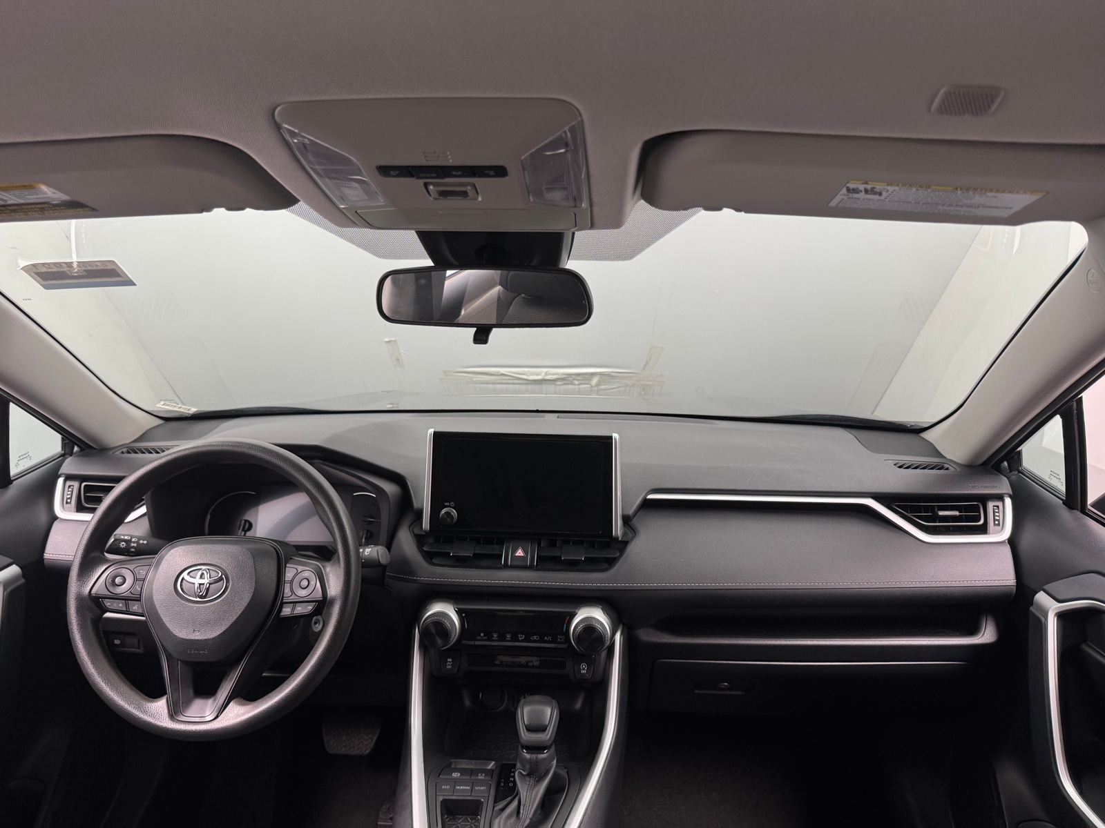 Thumbnail: 2025 Toyota RAV4 - 3