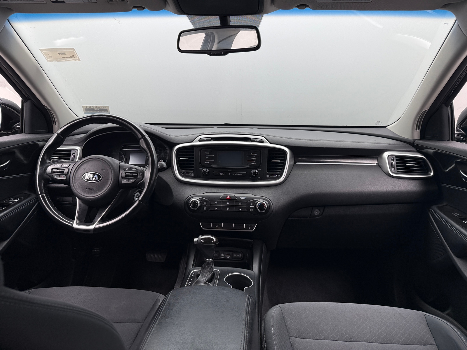 Thumbnail: 2016 Kia Sorento - 3