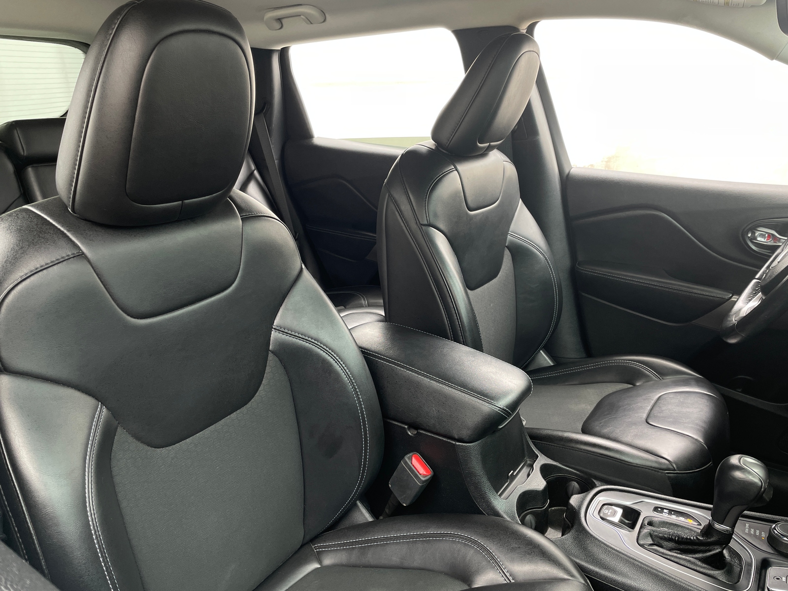 Thumbnail: 2020 Jeep Cherokee - 2