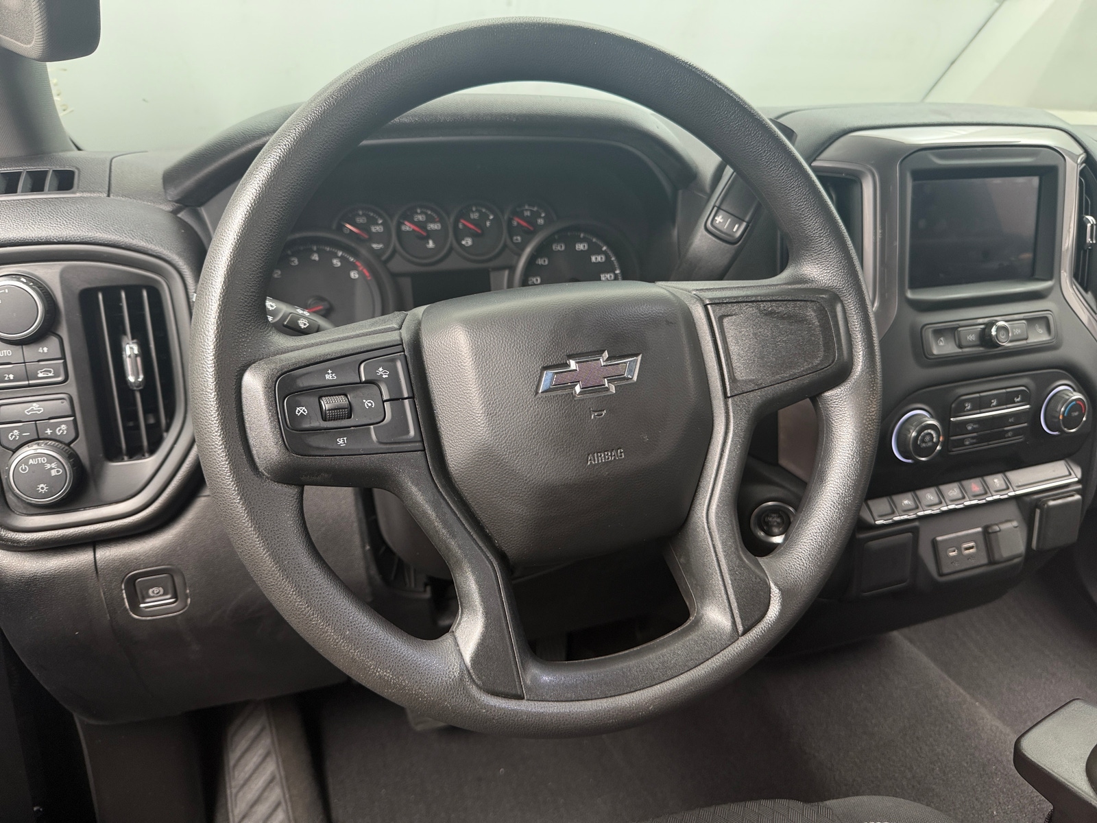 Thumbnail: 2022 Chevrolet Silverado 1500 - 5