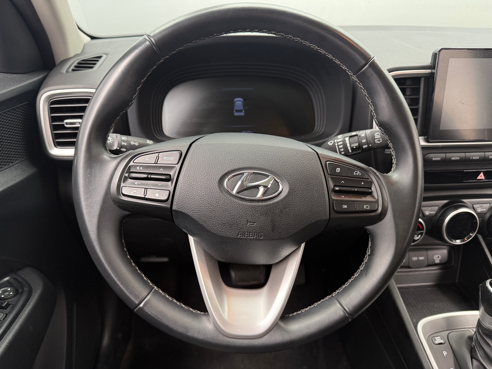 Thumbnail: 2023 Hyundai Venue - 5