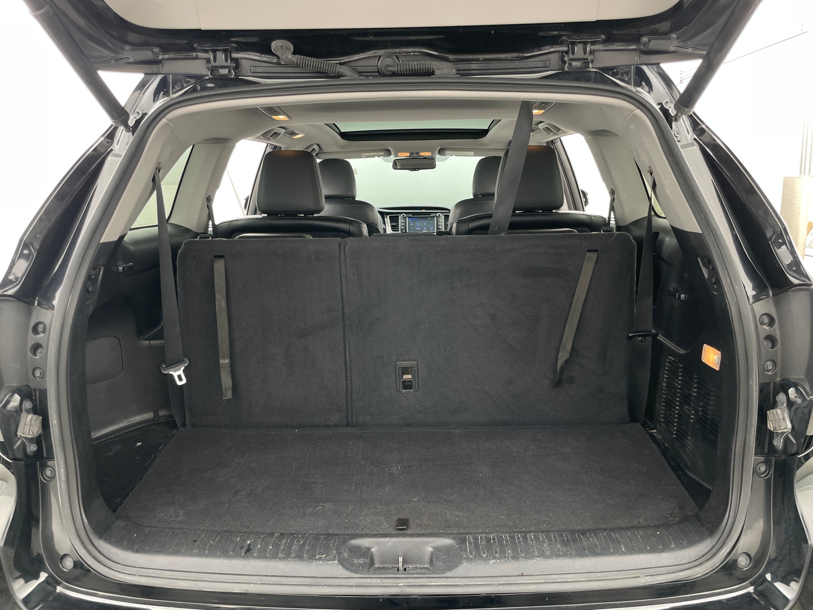 Thumbnail: 2015 Toyota Highlander - 6