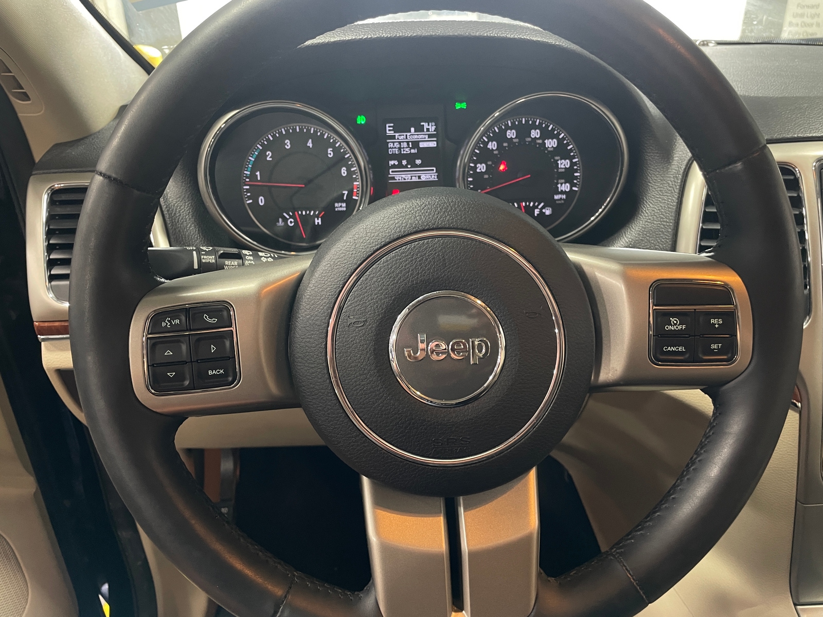 Thumbnail: 2013 Jeep Grand Cherokee - 4