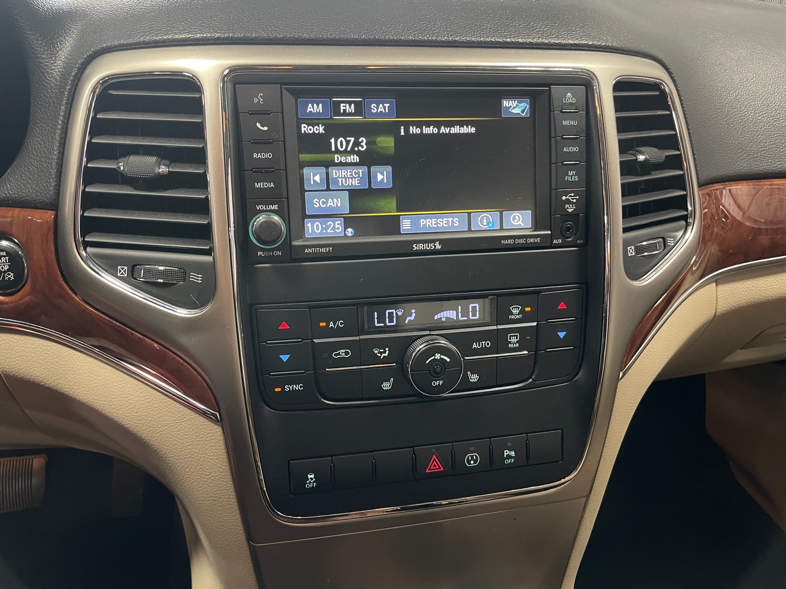 Thumbnail: 2013 Jeep Grand Cherokee - 3