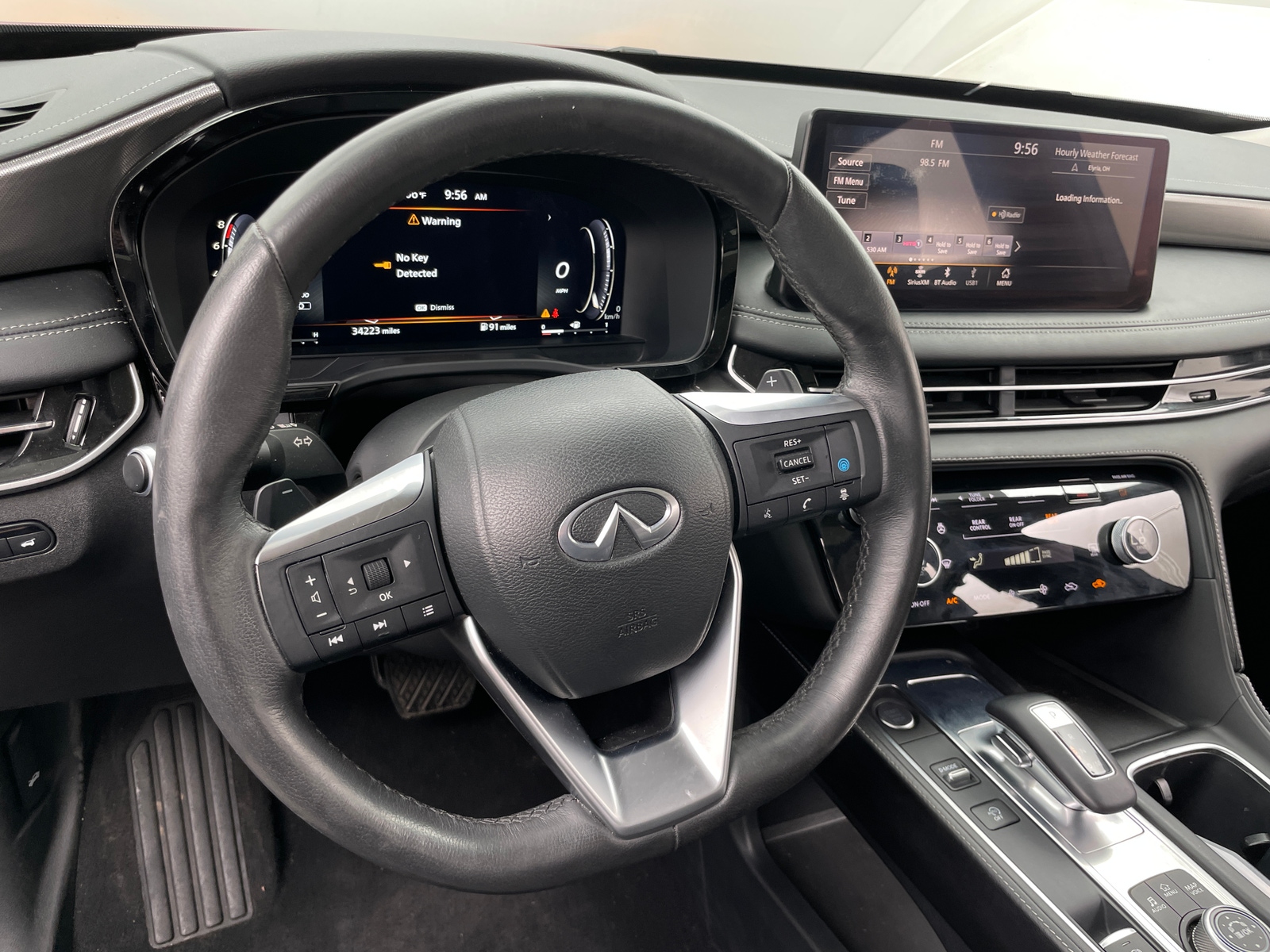 Thumbnail: 2023 INFINITI QX60 - 4