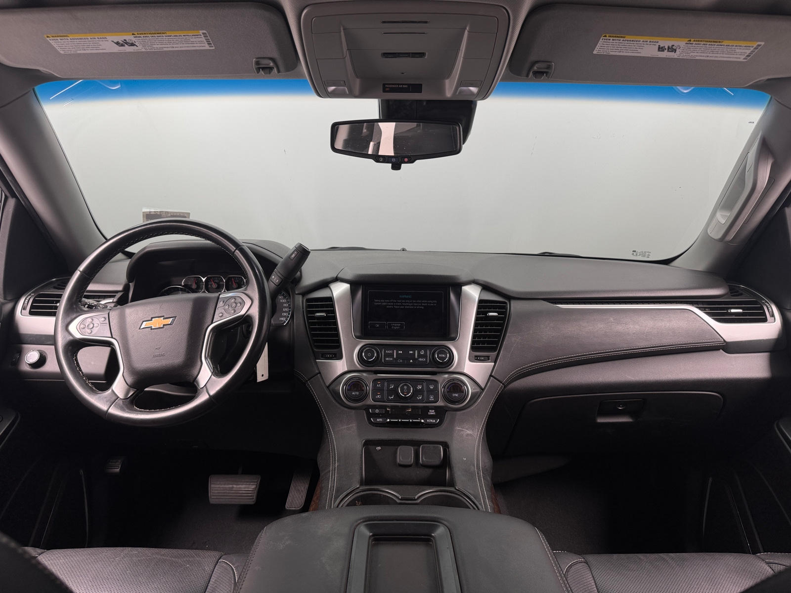Thumbnail: 2019 Chevrolet Tahoe - 3