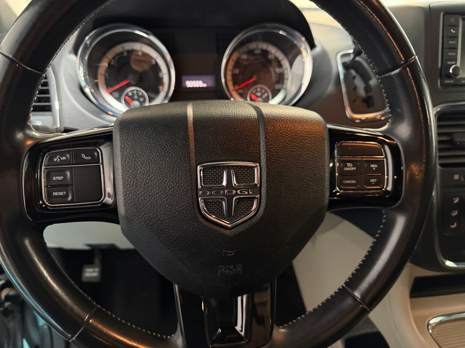 Thumbnail: 2019 Dodge Grand Caravan - 4