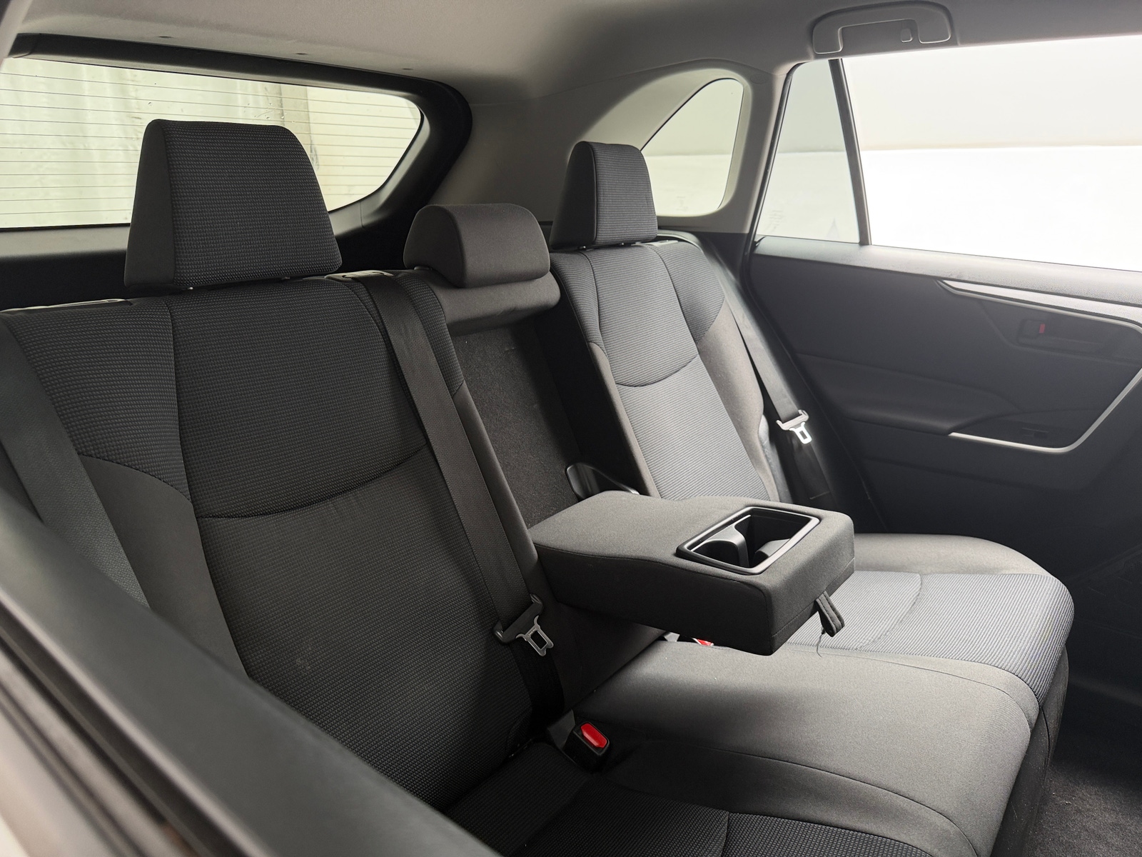 Thumbnail: 2021 Toyota RAV4 - 6