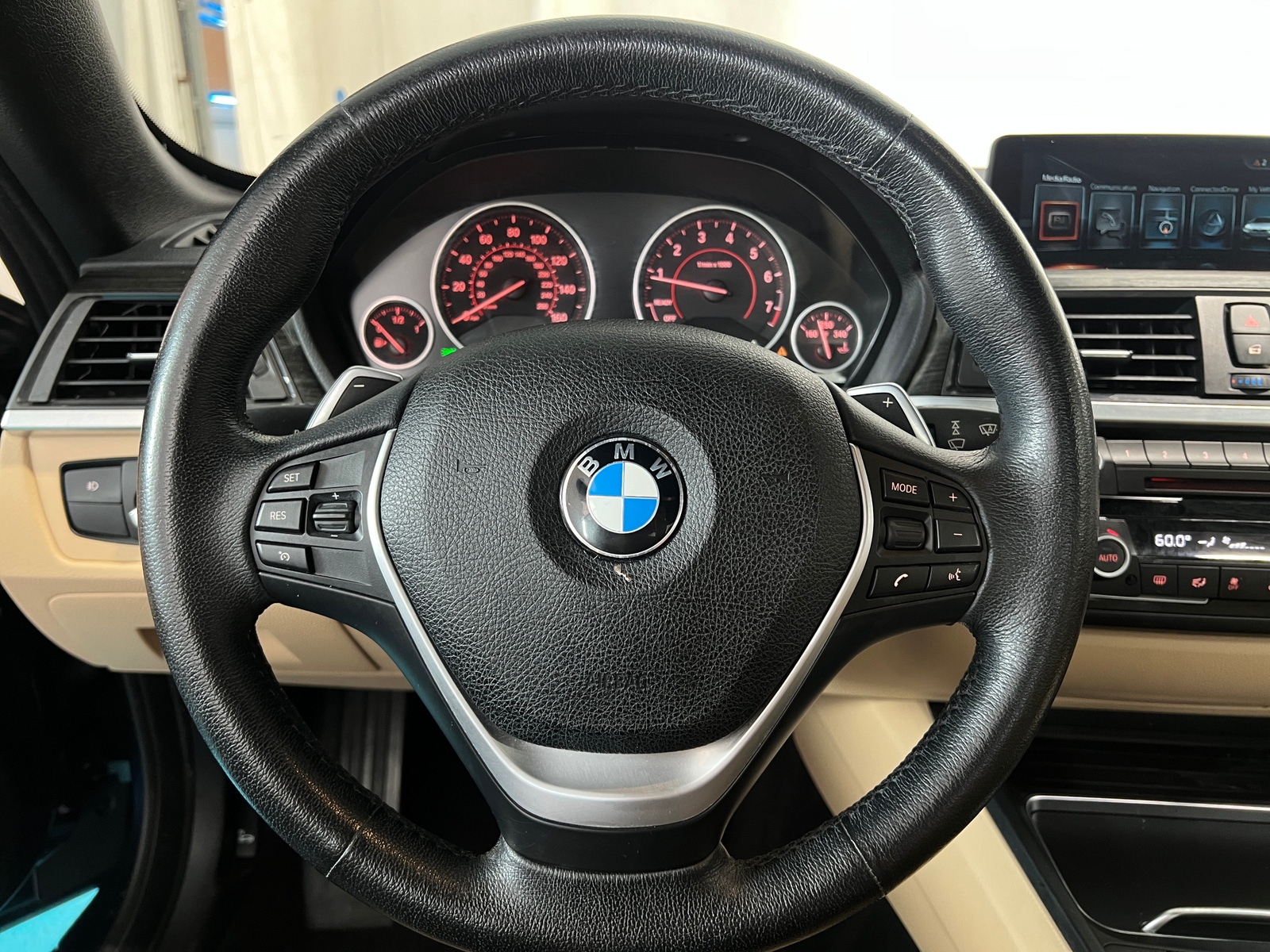 Thumbnail: 2017 BMW 4 Series - 4