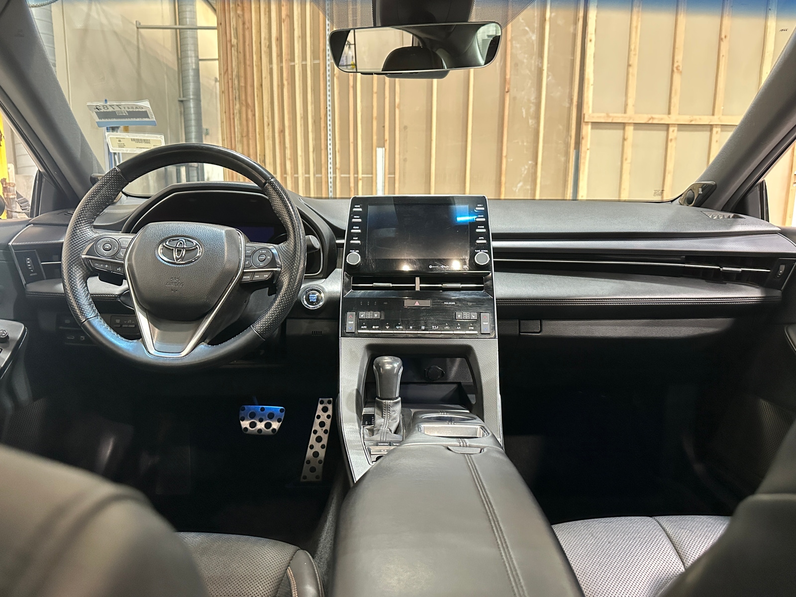 Thumbnail: 2022 Toyota Avalon - 2