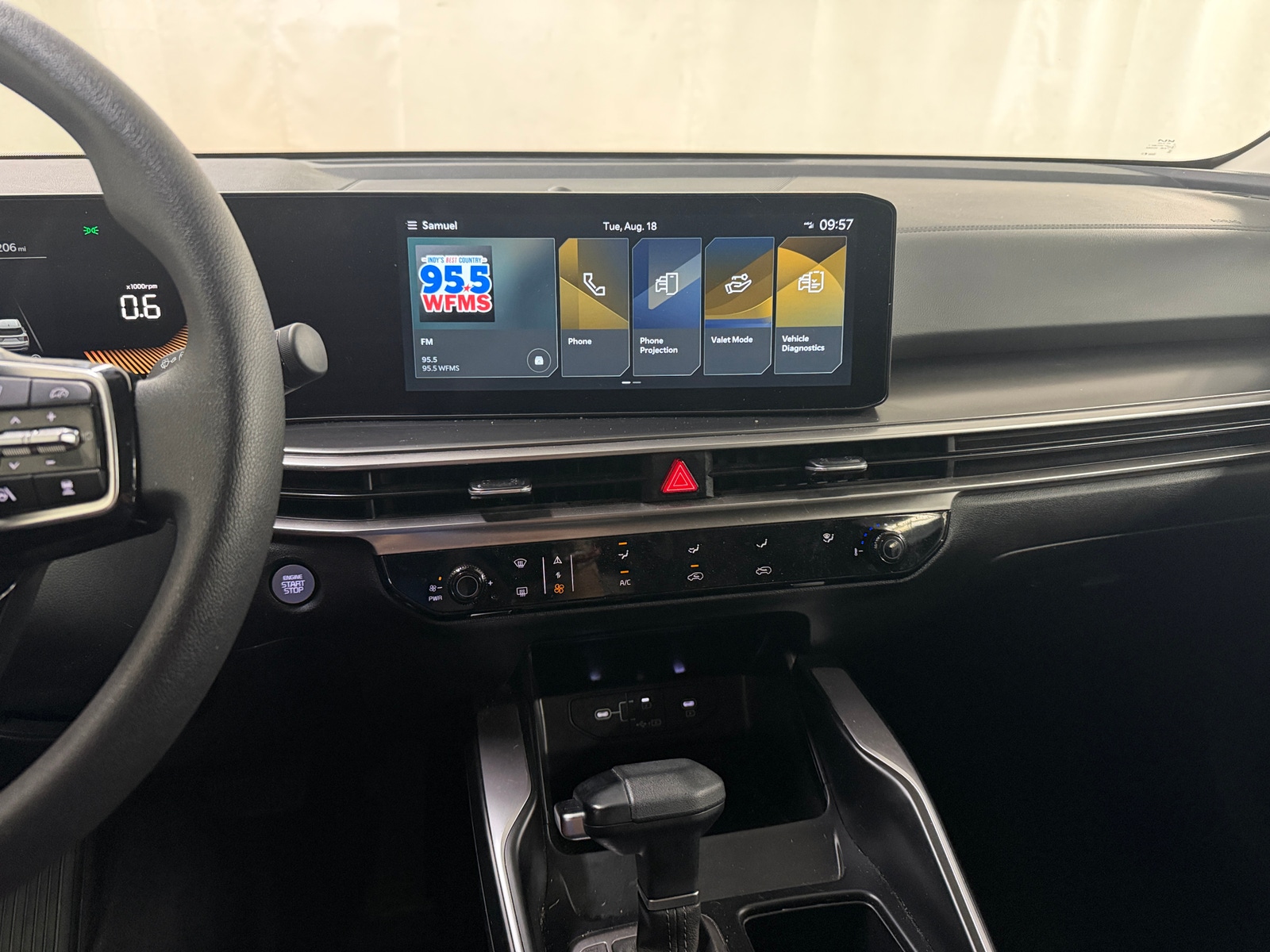 Thumbnail: 2025 Kia Sorento - 4