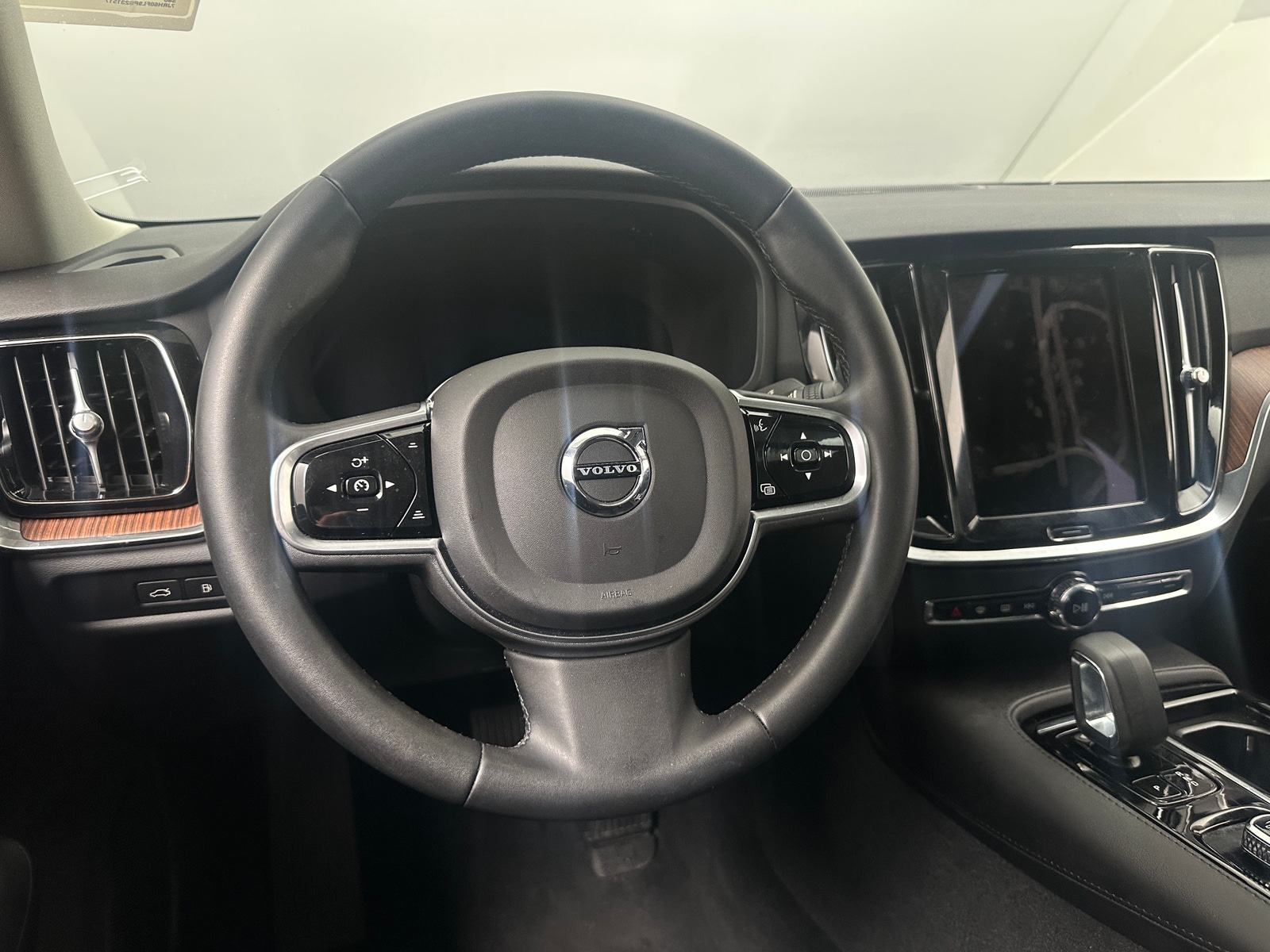 Thumbnail: 2023 Volvo S60 - 4