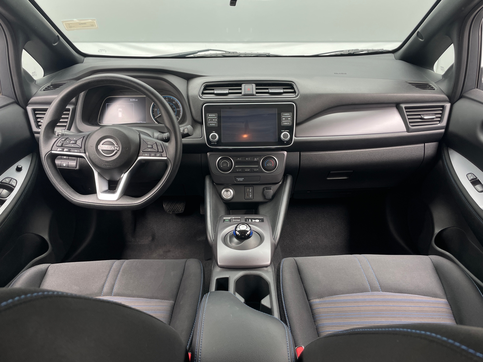 Thumbnail: 2025 Nissan Leaf - 3