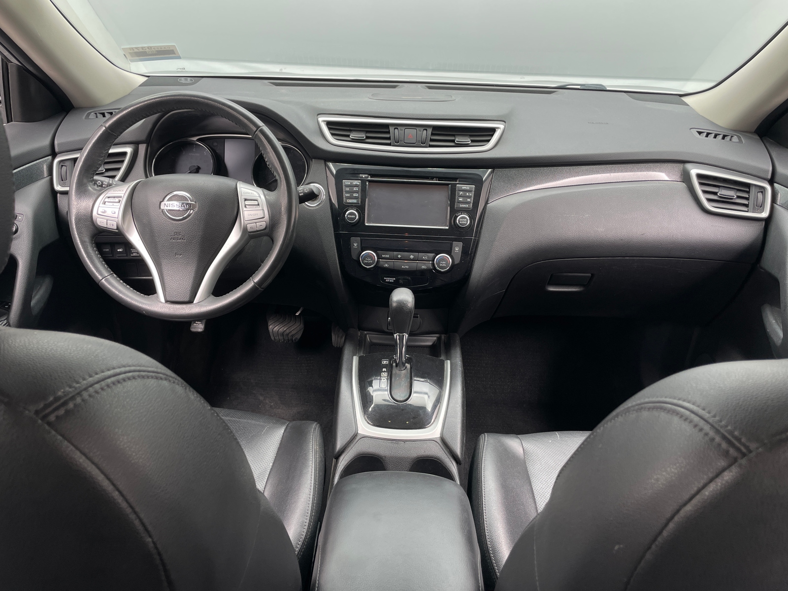 Thumbnail: 2016 Nissan Rogue - 2