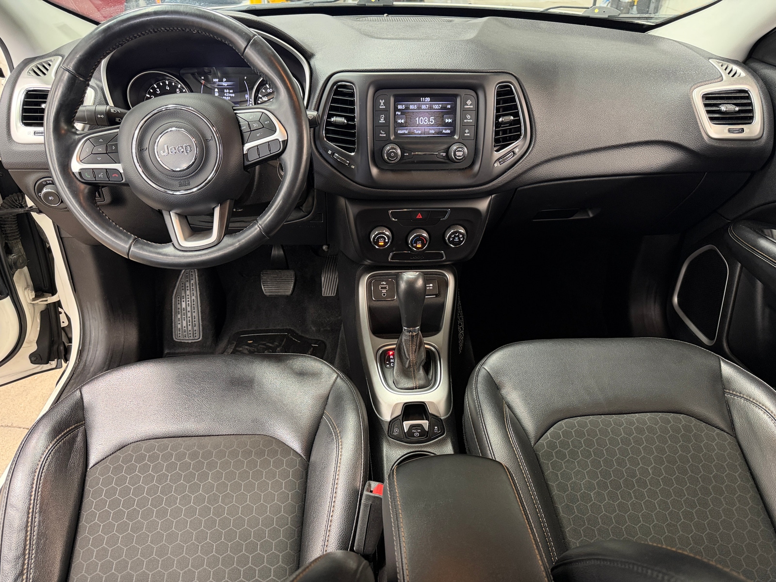 Thumbnail: 2018 Jeep Compass - 3