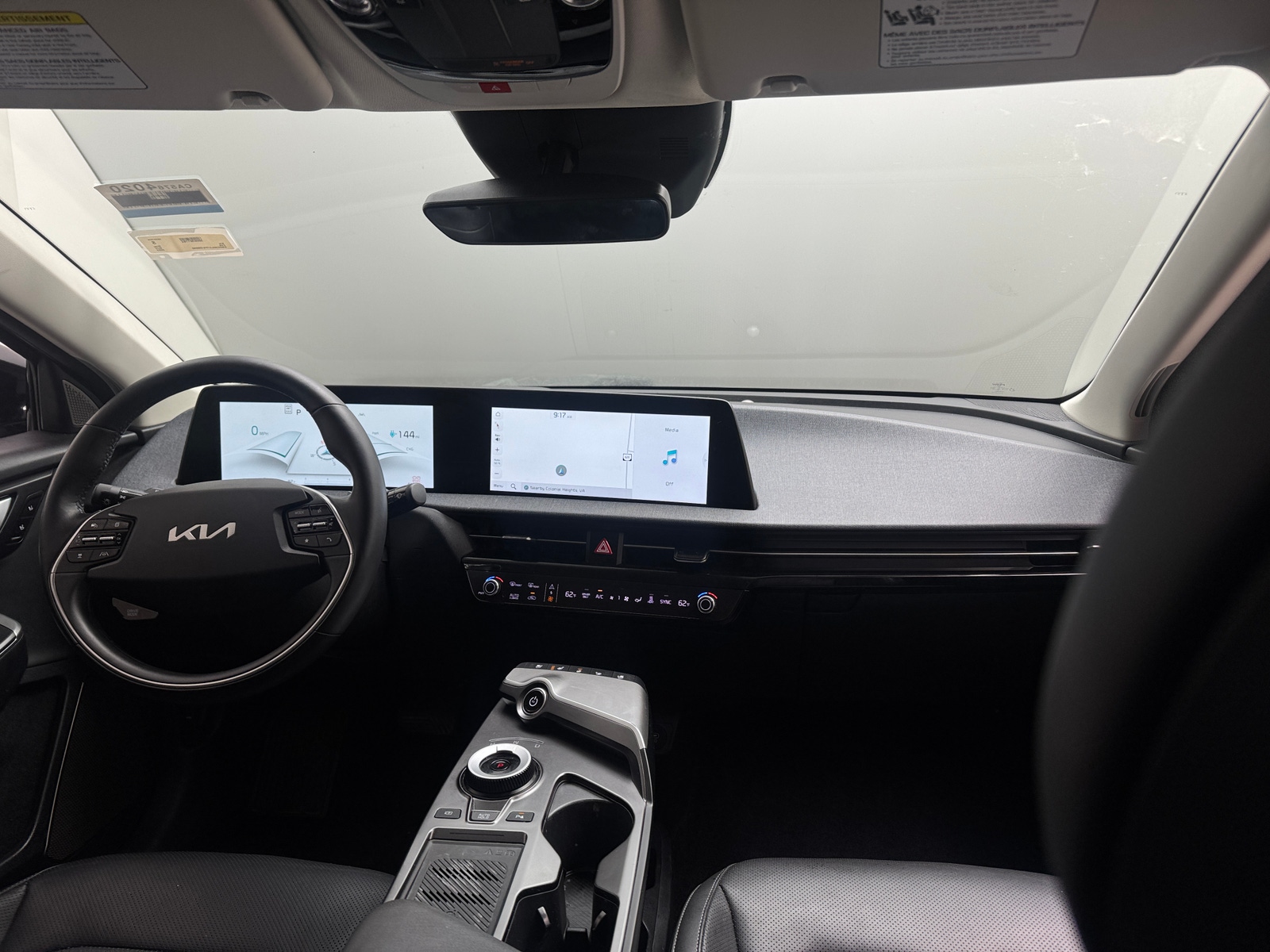 Thumbnail: 2023 Kia EV6 - 2