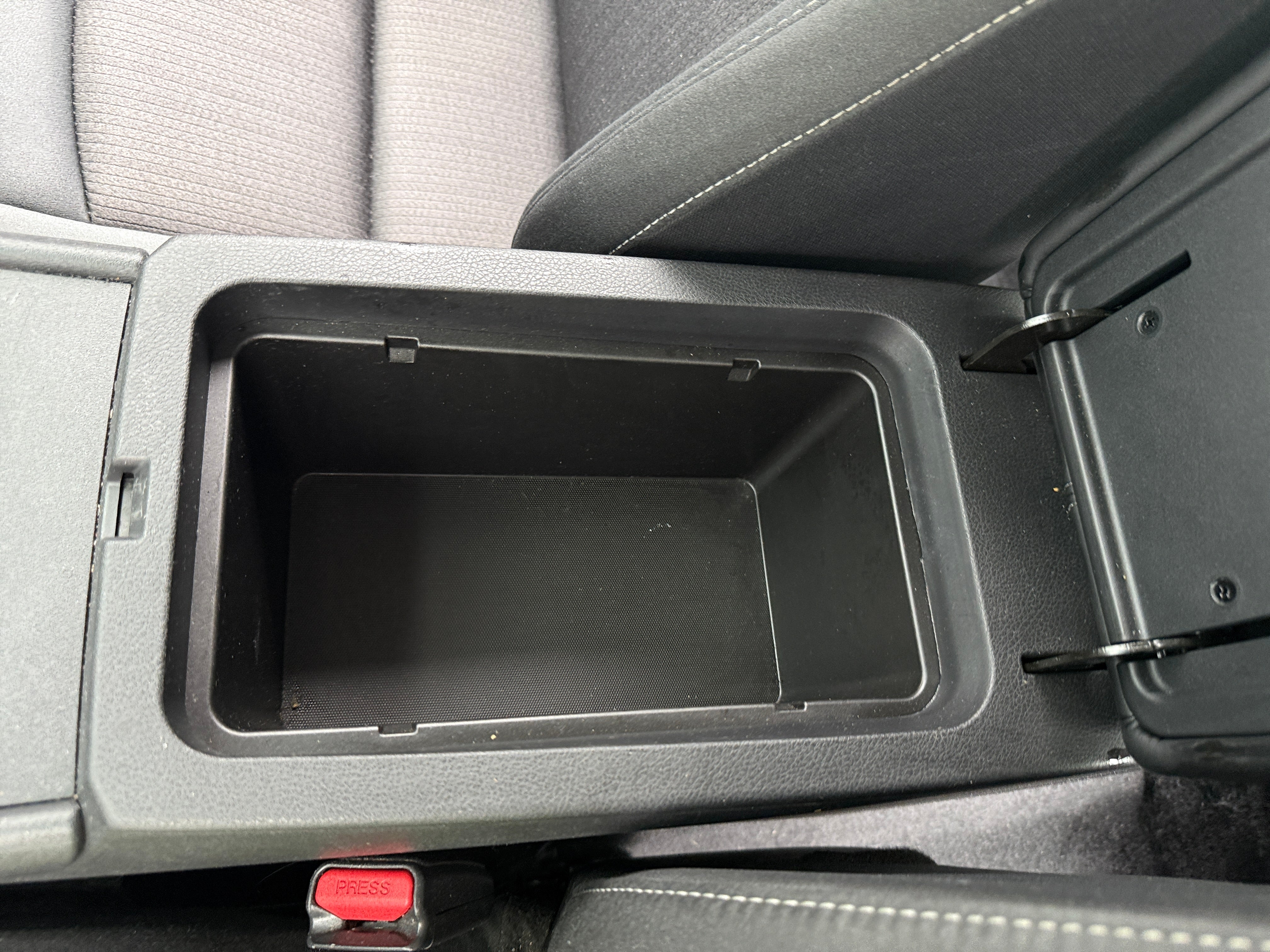 2025 Nissan Altima SV - Photo 14