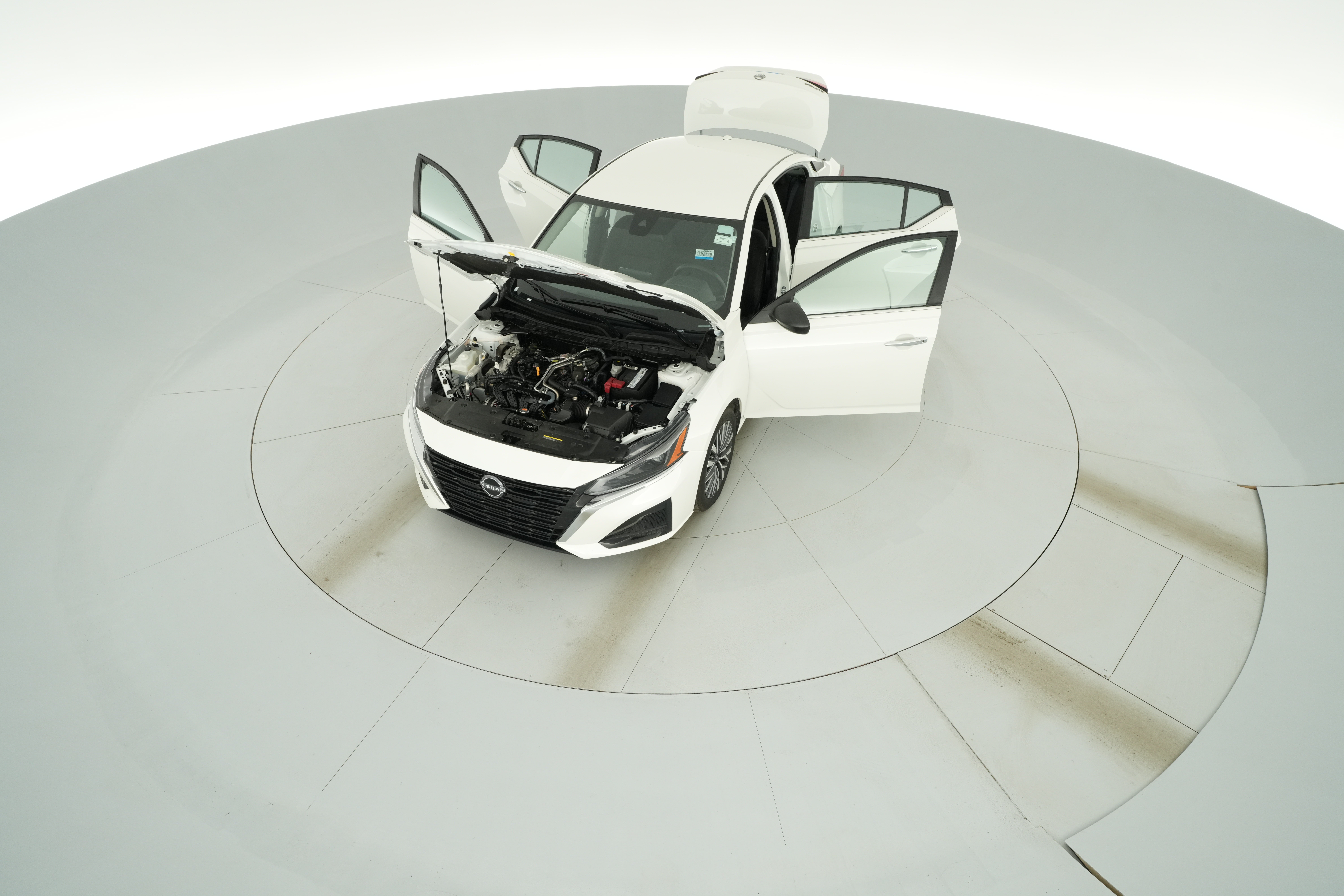 2025 Nissan Altima SV - Photo 38