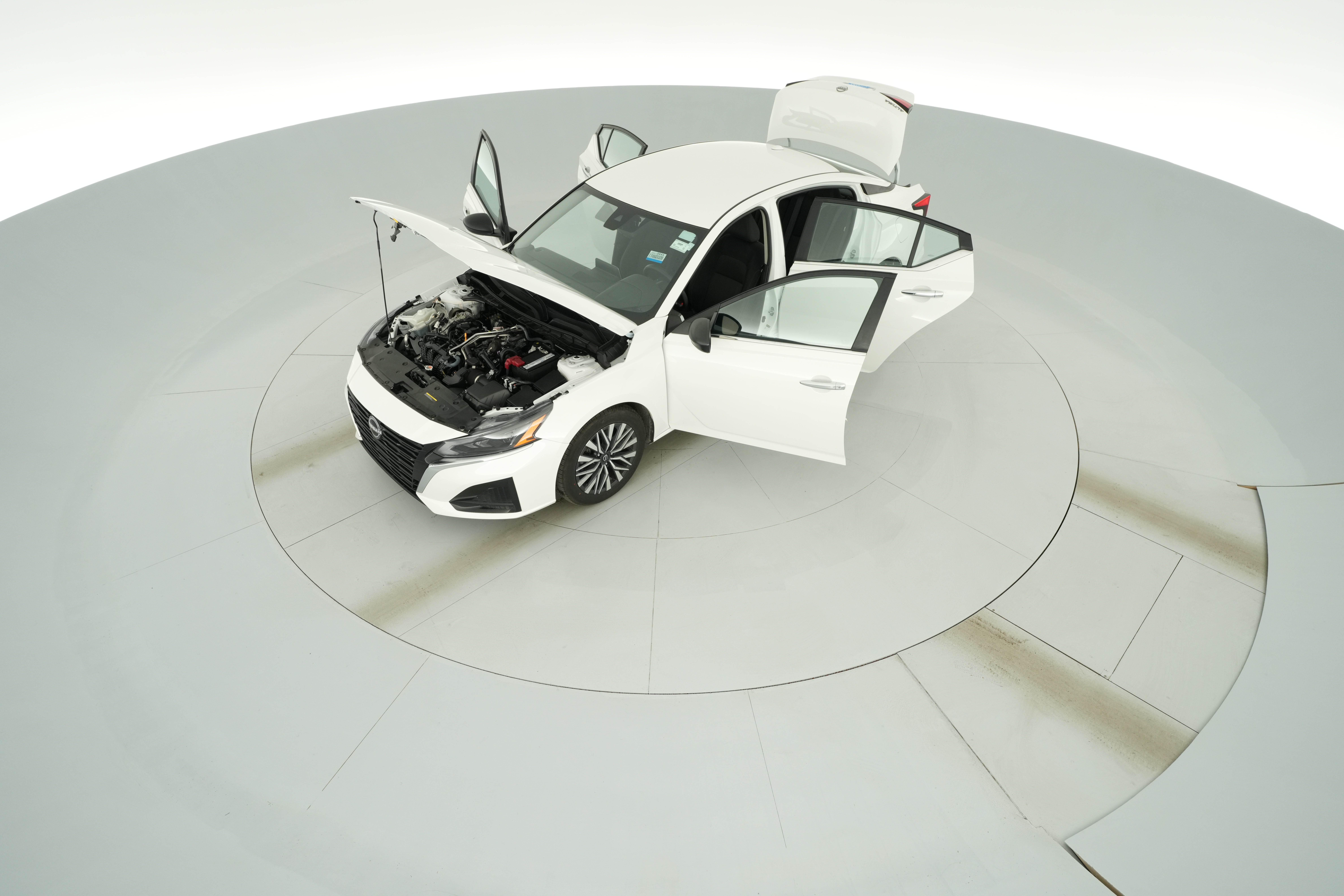 2025 Nissan Altima SV - Photo 39