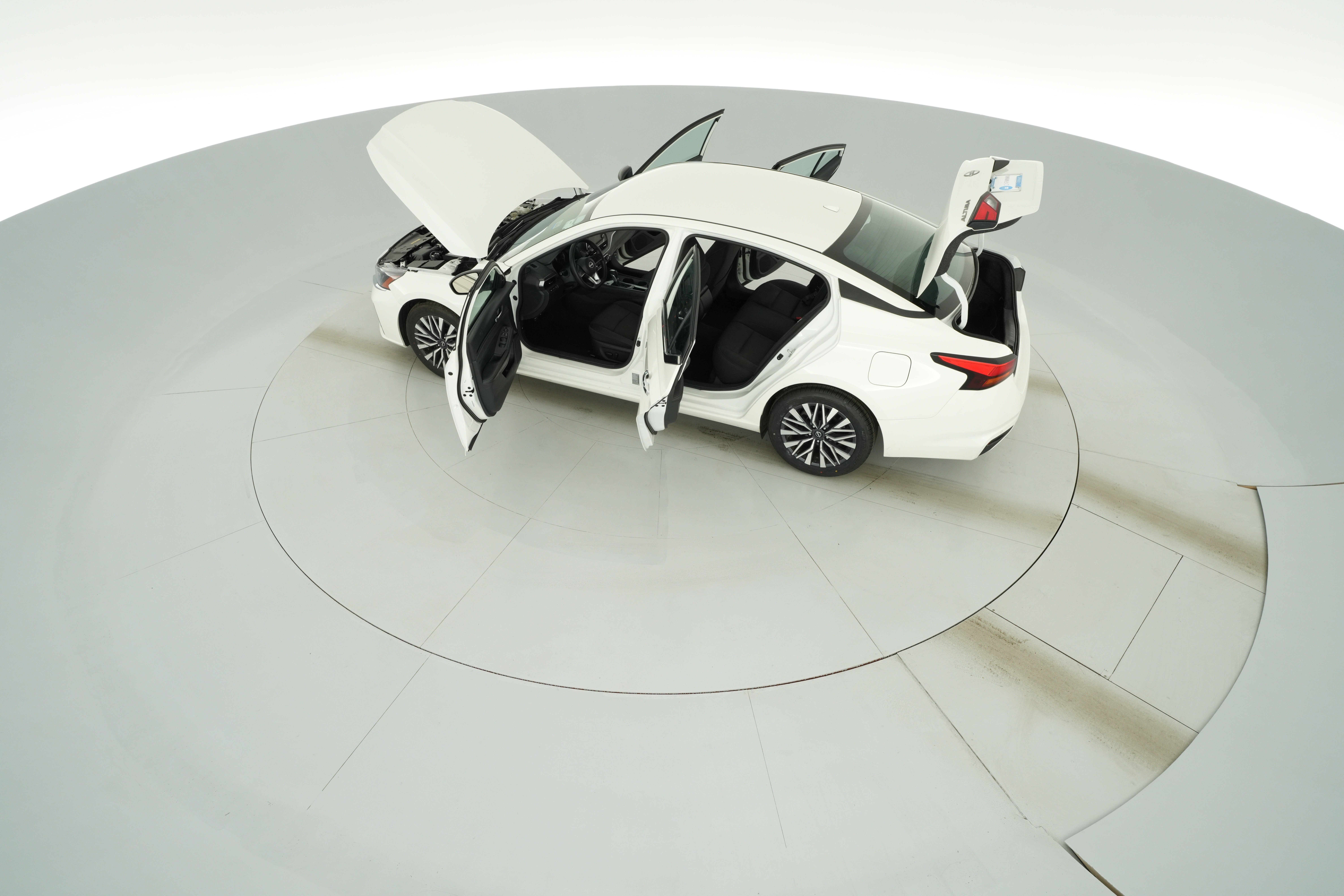 2025 Nissan Altima SV - Photo 42
