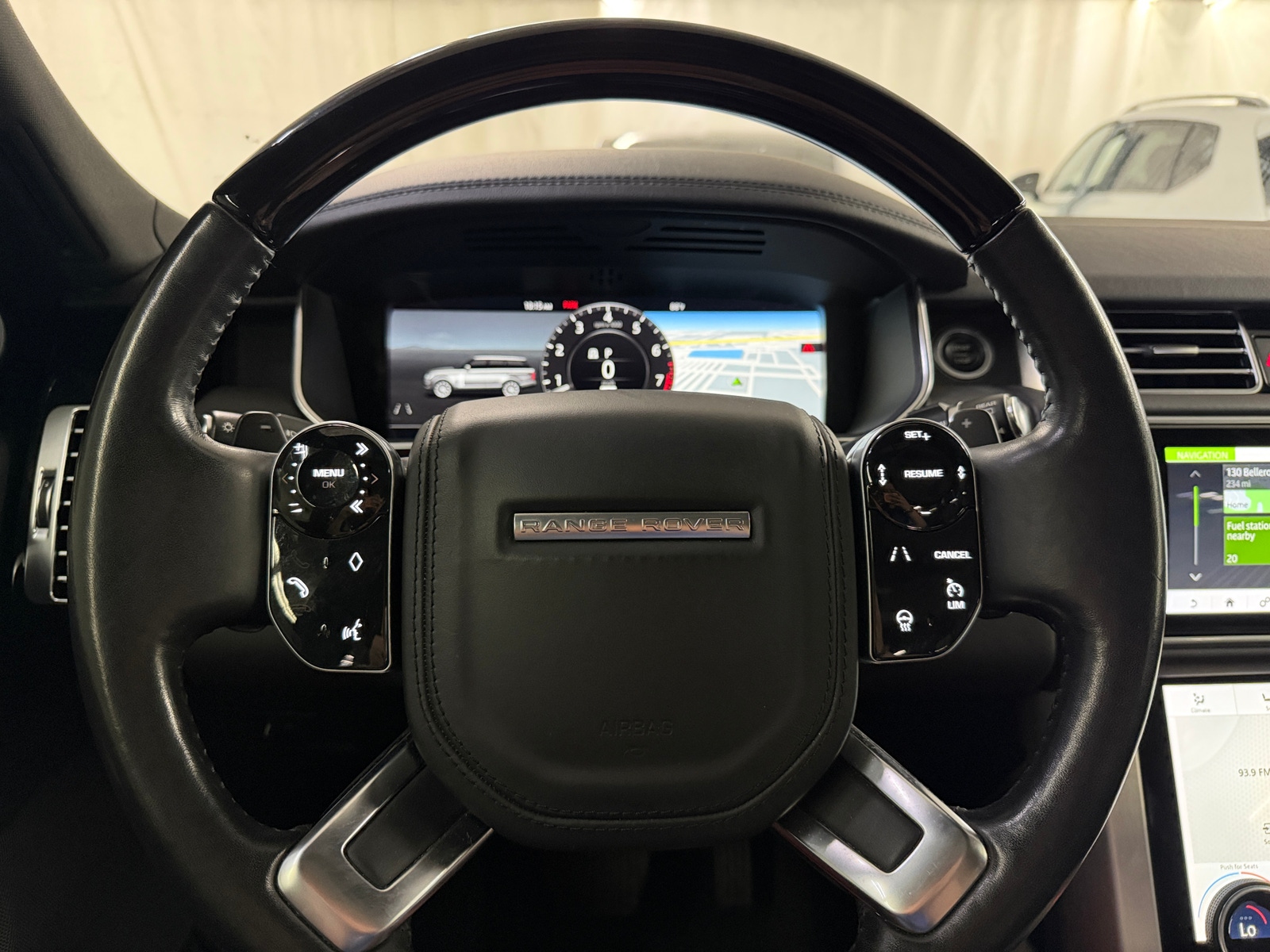 Thumbnail: 2019 Land Rover Range Rover - 5