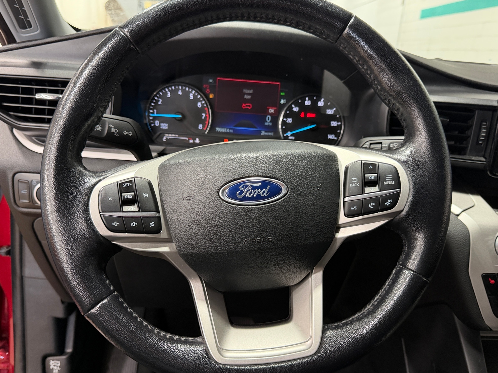Thumbnail: 2022 Ford Explorer - 5