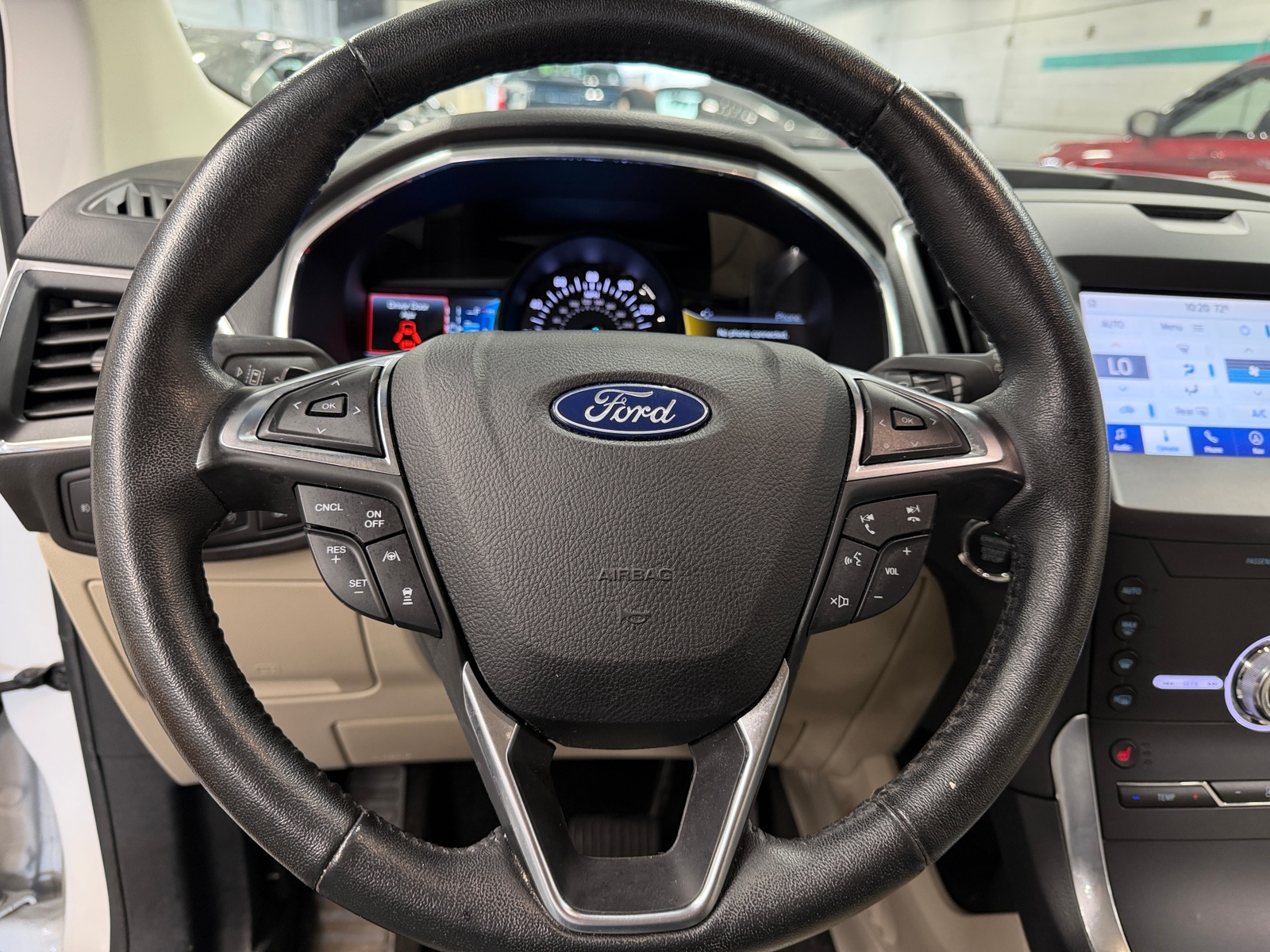 Thumbnail: 2020 Ford Edge - 4