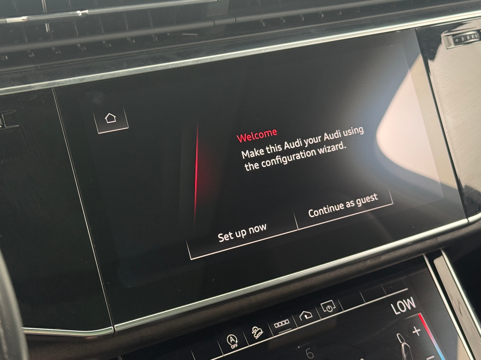 Thumbnail: 2022 Audi Q7 - 3