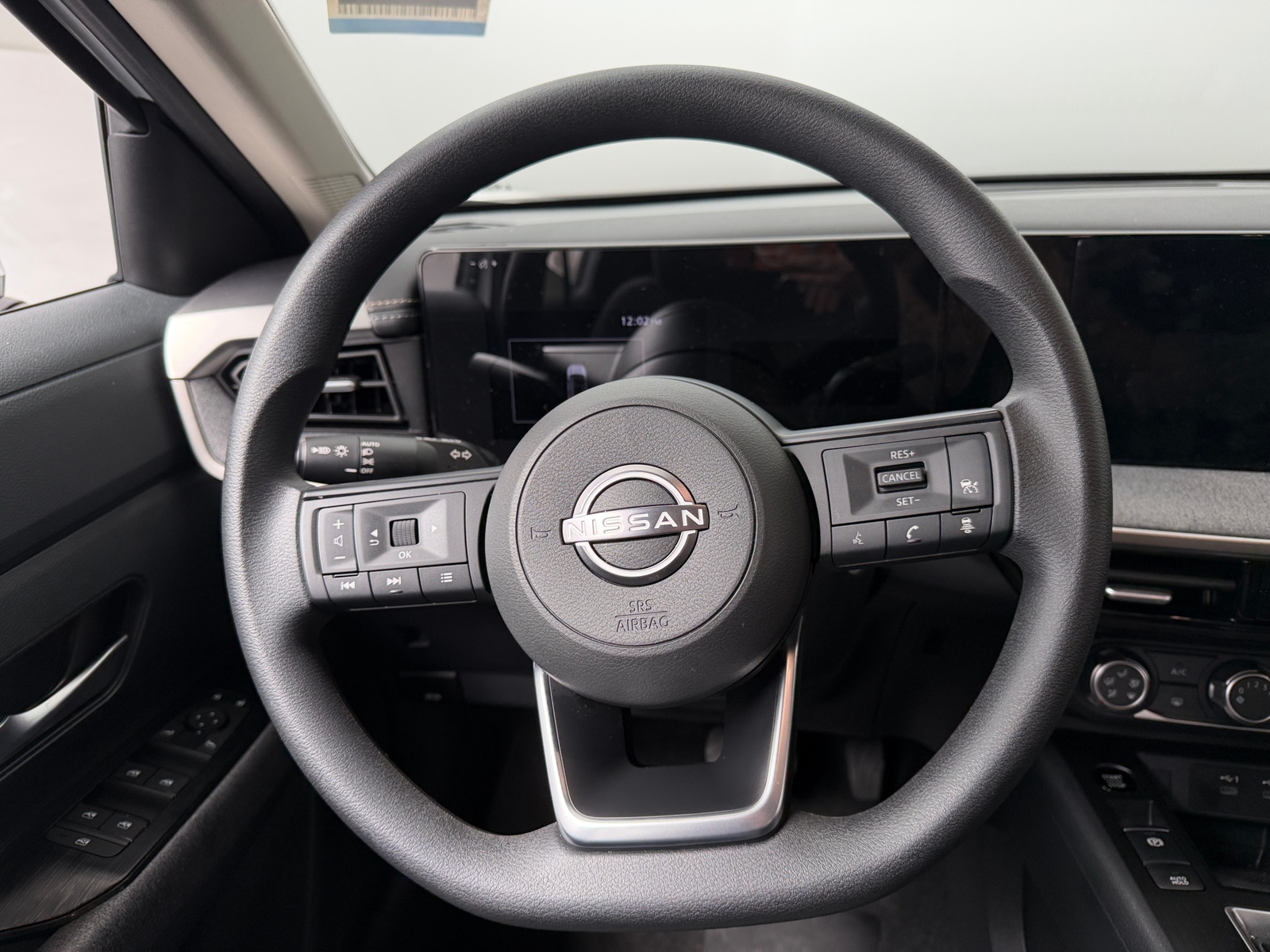 Thumbnail: 2025 Nissan Kicks - 5