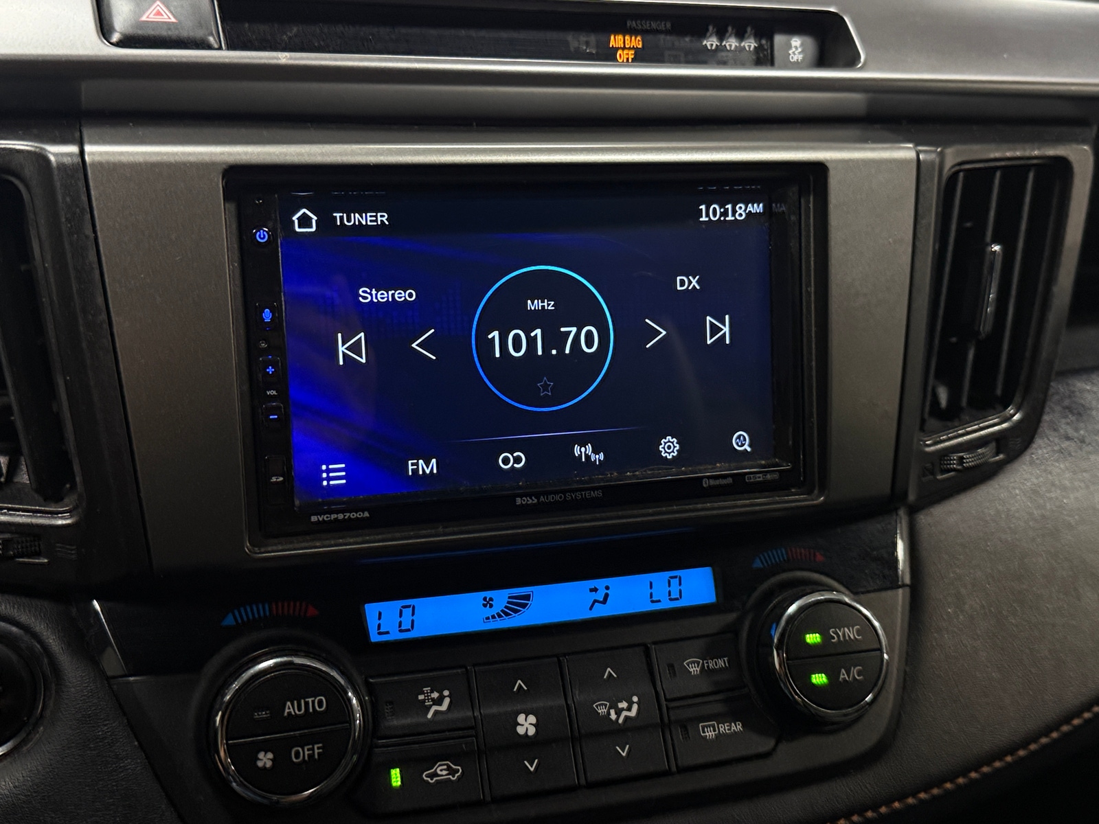 Thumbnail: 2017 Toyota RAV4 - 3
