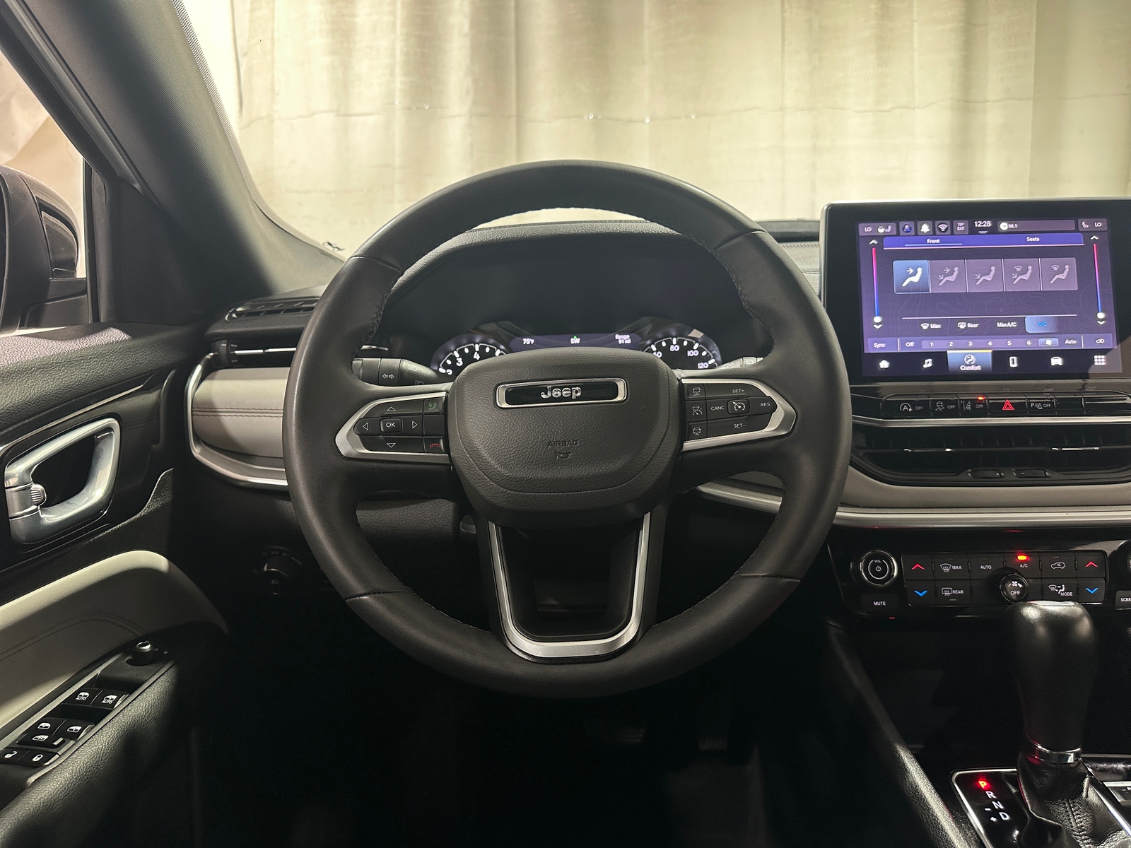 Thumbnail: 2025 Jeep Compass - 4