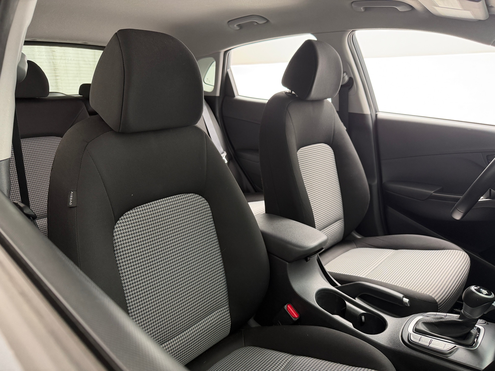 Thumbnail: 2020 Hyundai Kona - 2