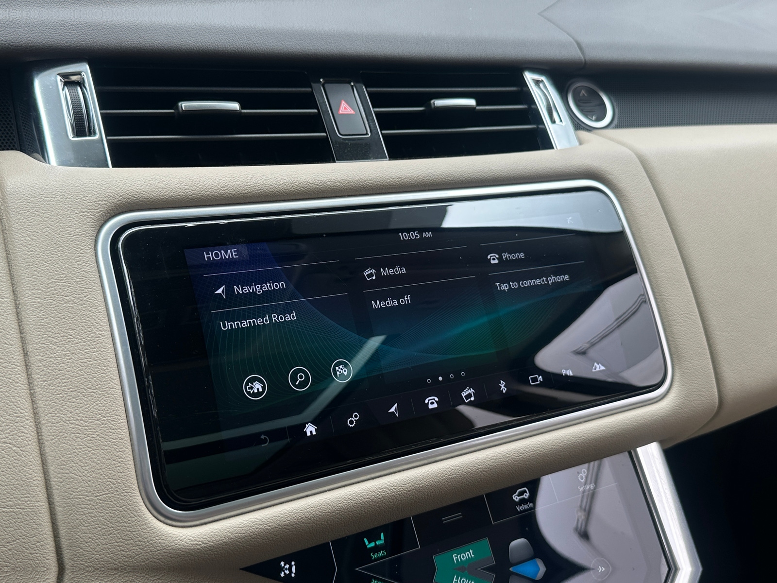 Thumbnail: 2021 Land Rover Range Rover Sport - 3