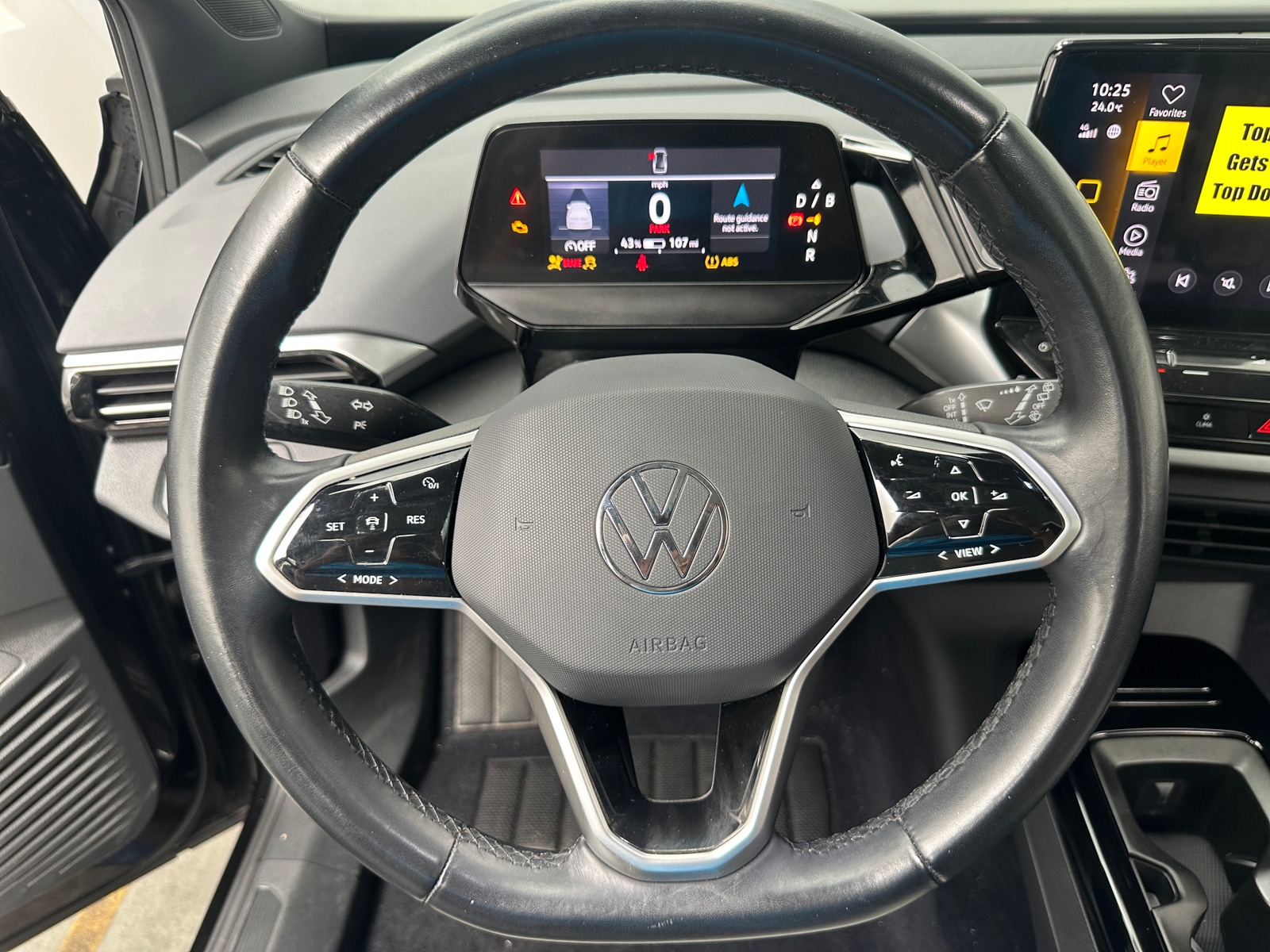 Thumbnail: 2021 Volkswagen ID.4 - 4